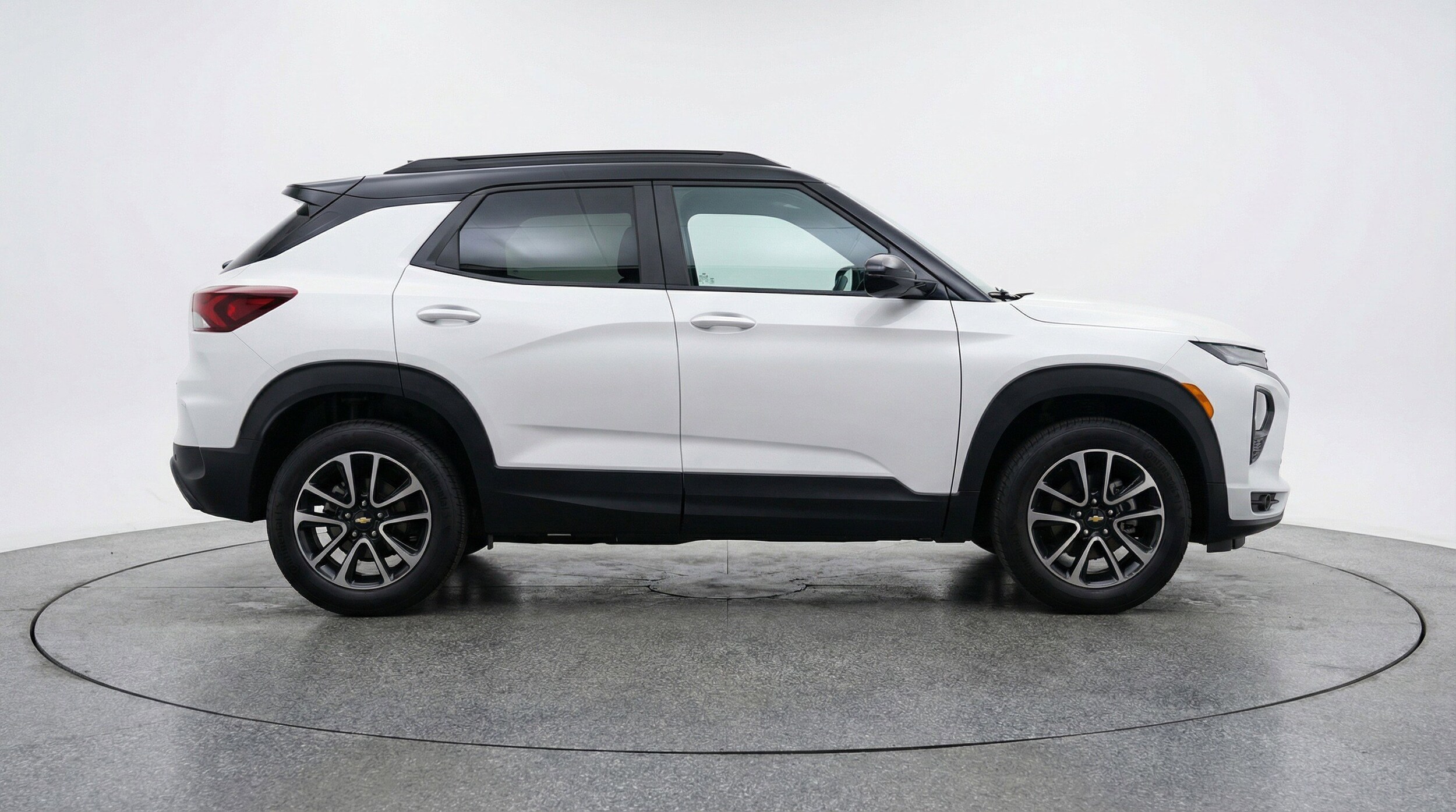 Thumbnail: 2025 Chevrolet TrailBlazer - 11