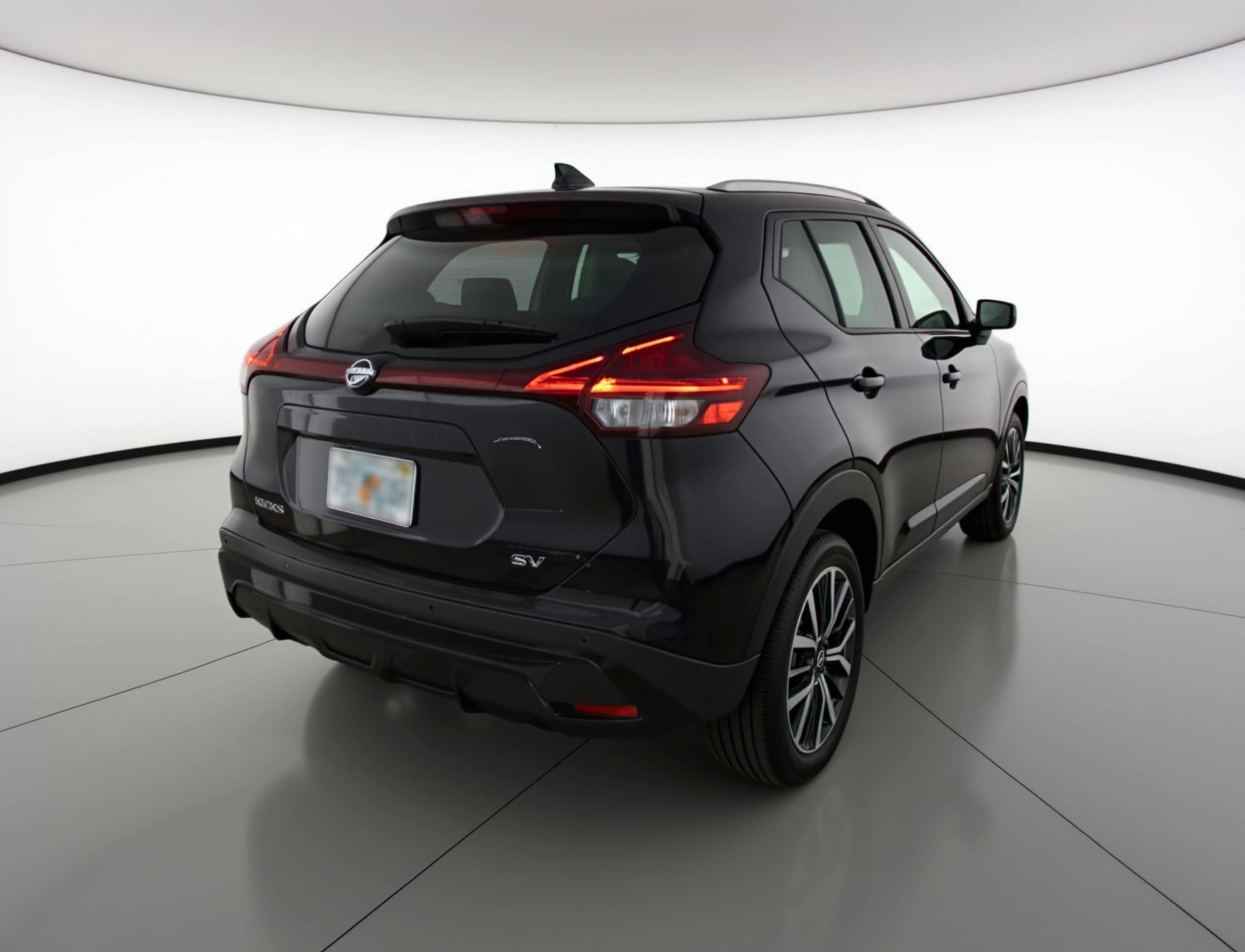 Thumbnail: 2024 Nissan Kicks - 9