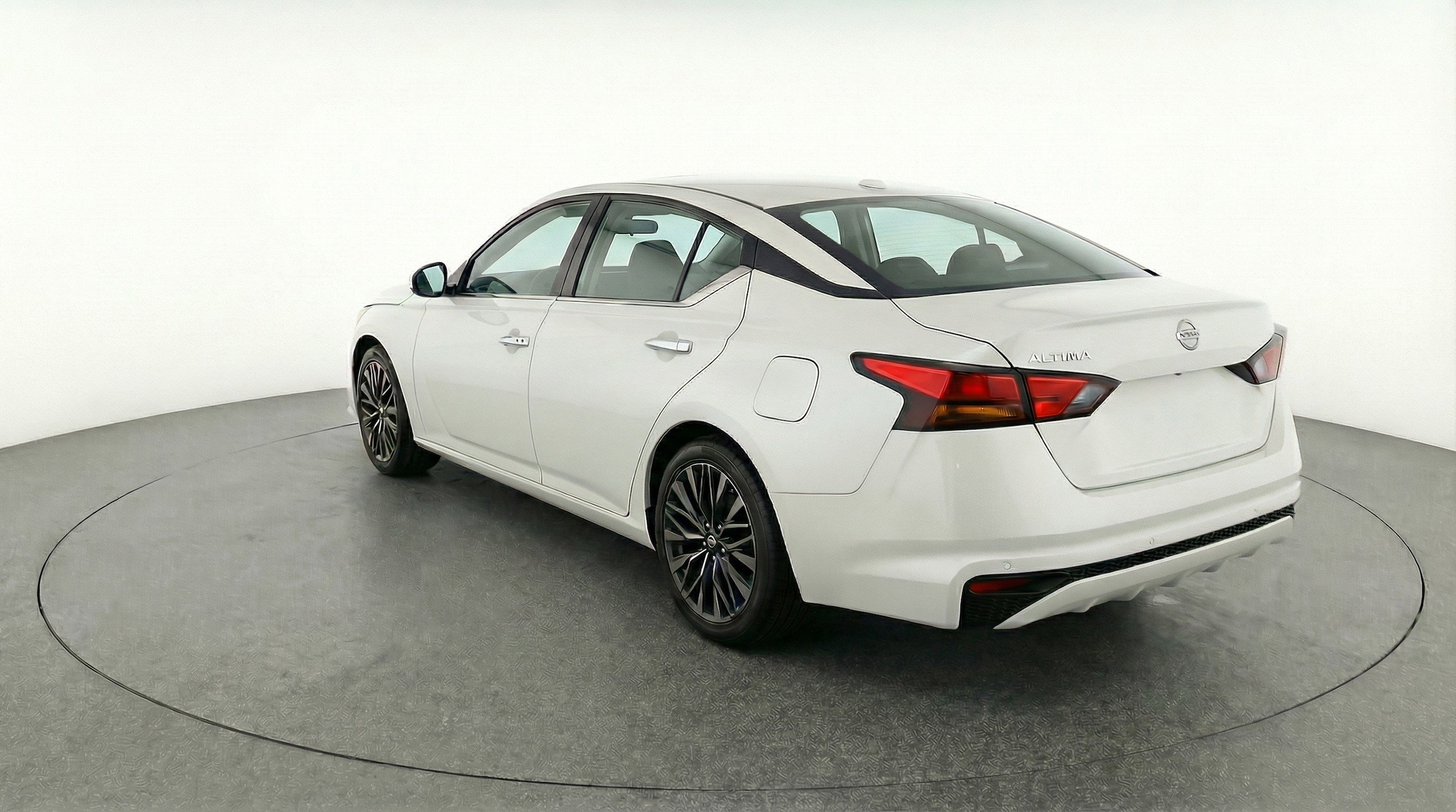 Thumbnail: 2025 Nissan Altima - 6