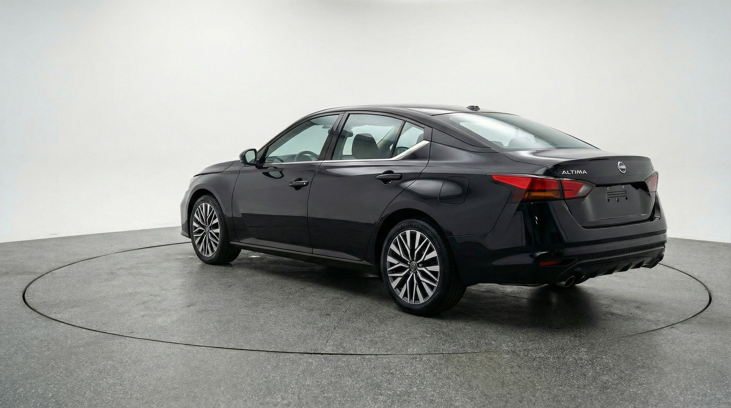 Thumbnail: 2025 Nissan Altima - 6