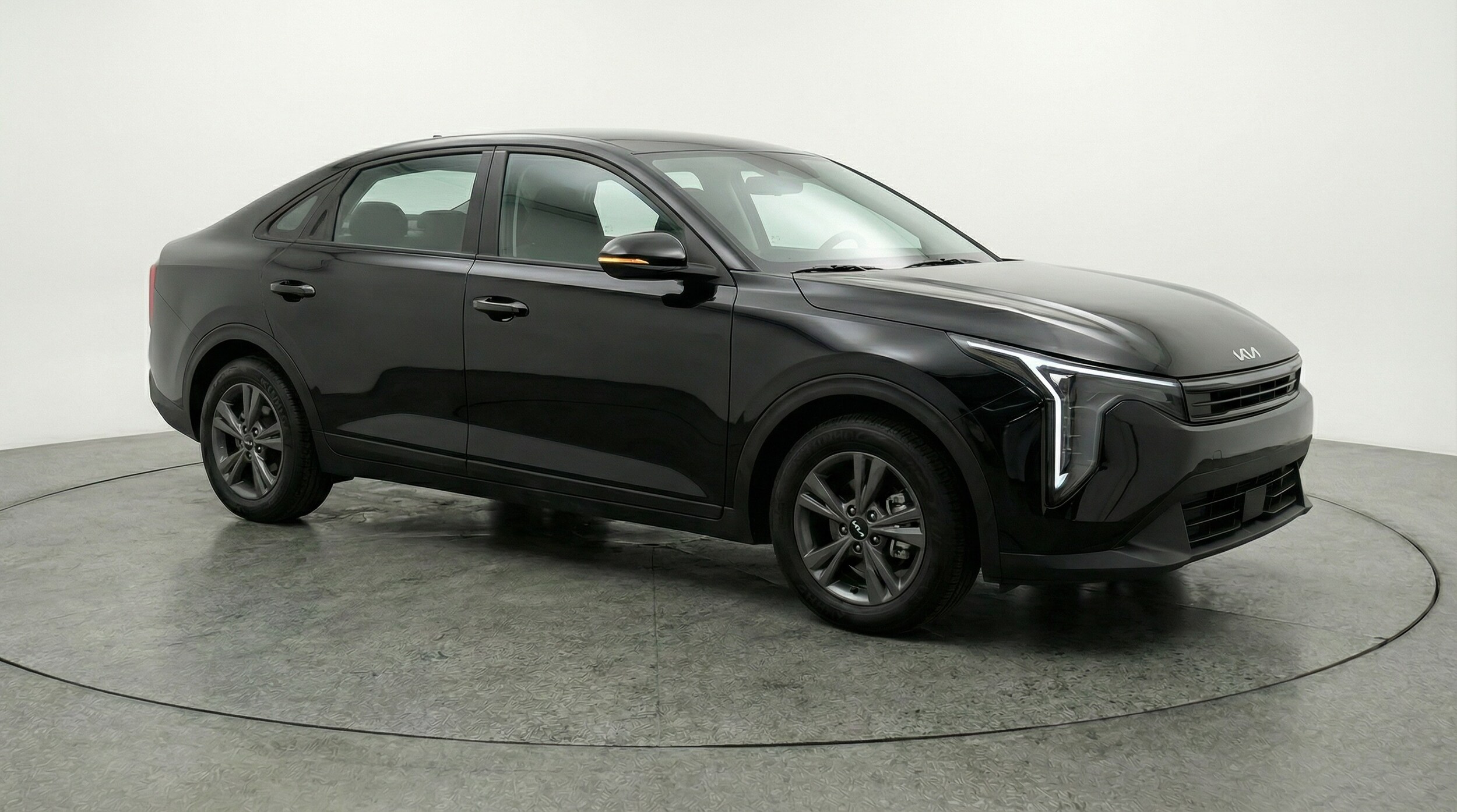 Thumbnail: 2025 Kia K4 - 1