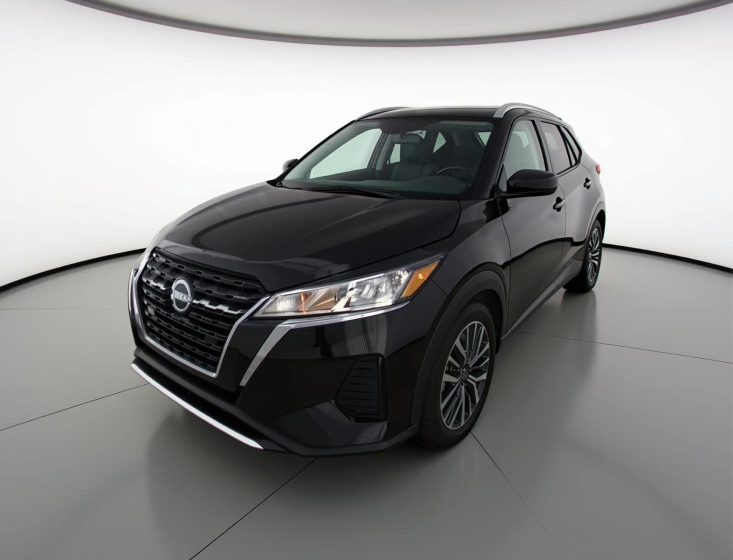 Thumbnail: 2024 Nissan Kicks - 3