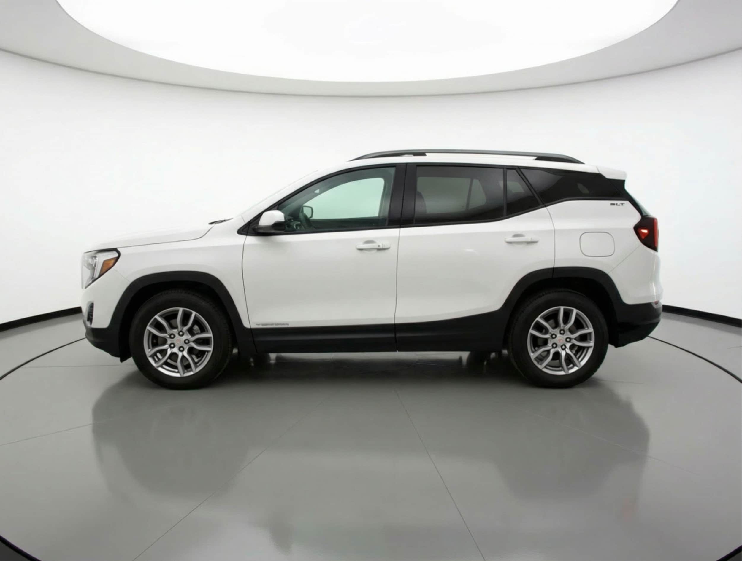 Thumbnail: 2024 GMC Terrain - 4