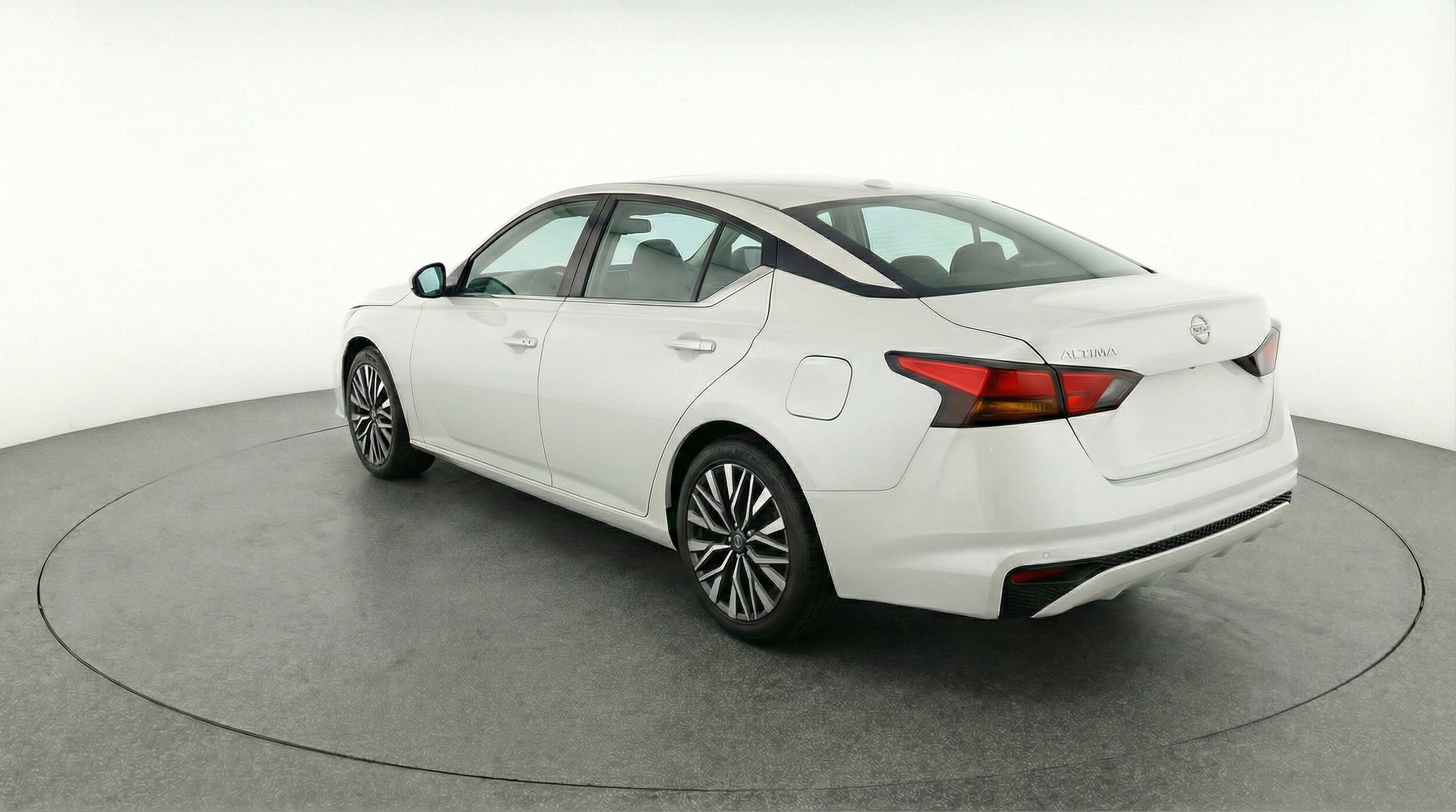 Thumbnail: 2025 Nissan Altima - 6