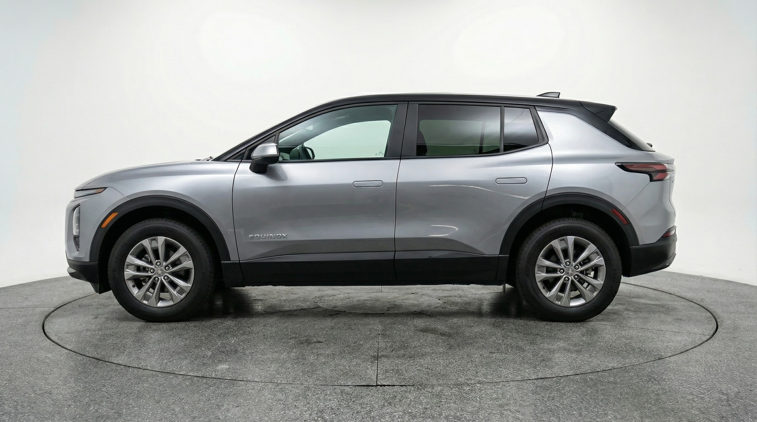 Thumbnail: 2025 Chevrolet Equinox - 4