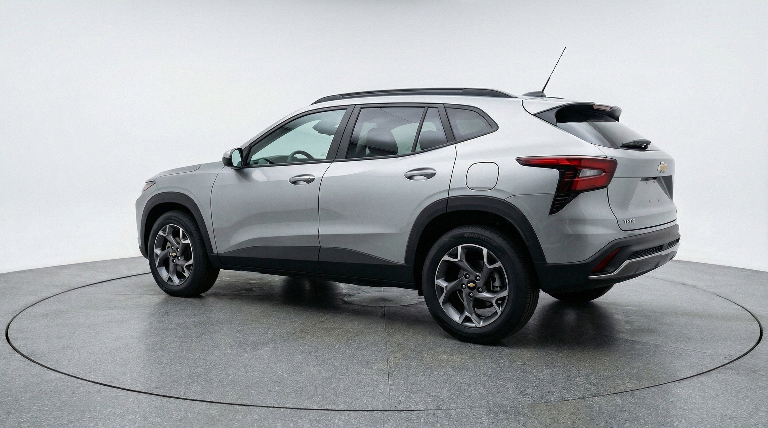 Thumbnail: 2025 Chevrolet Trax - 6