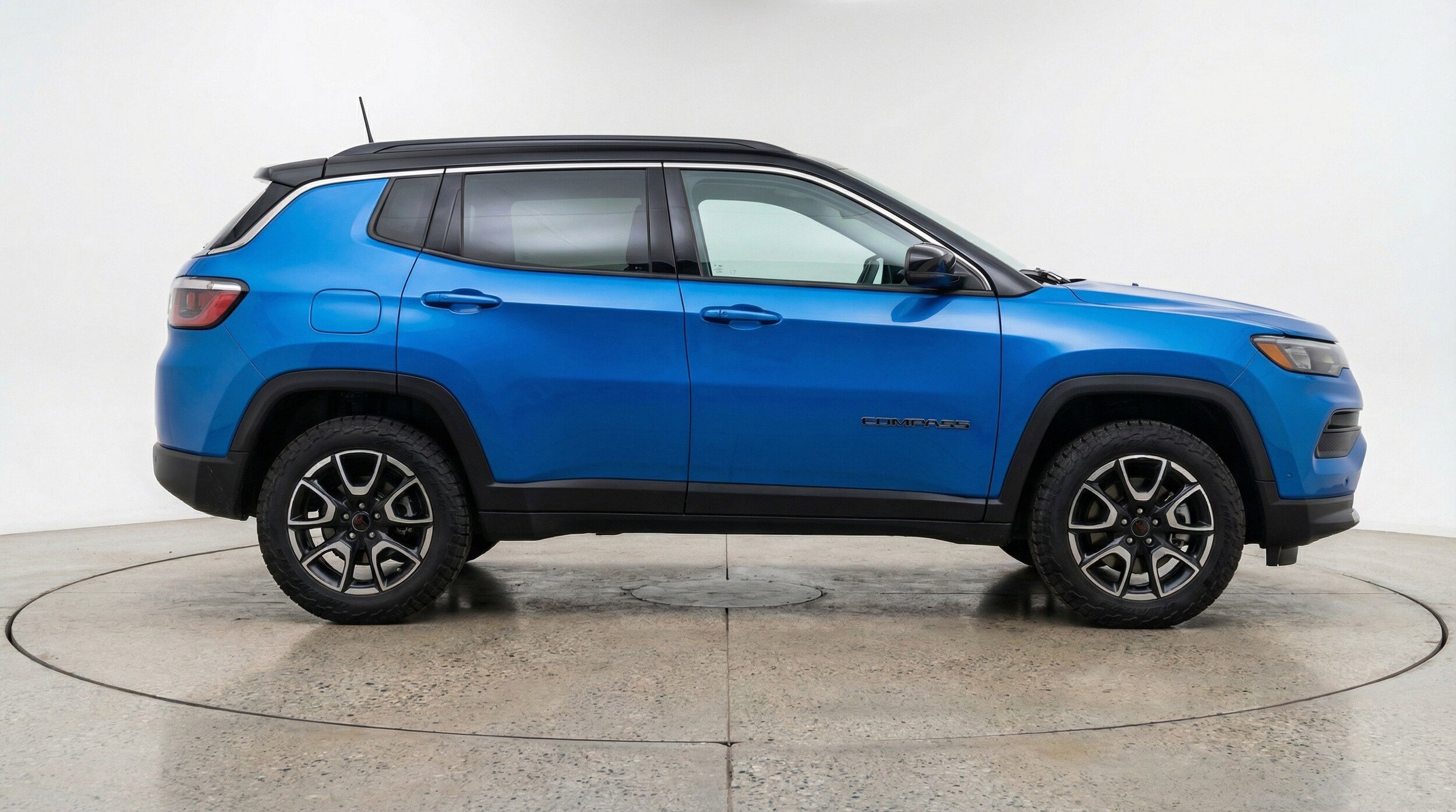Thumbnail: 2025 Jeep Compass - 11