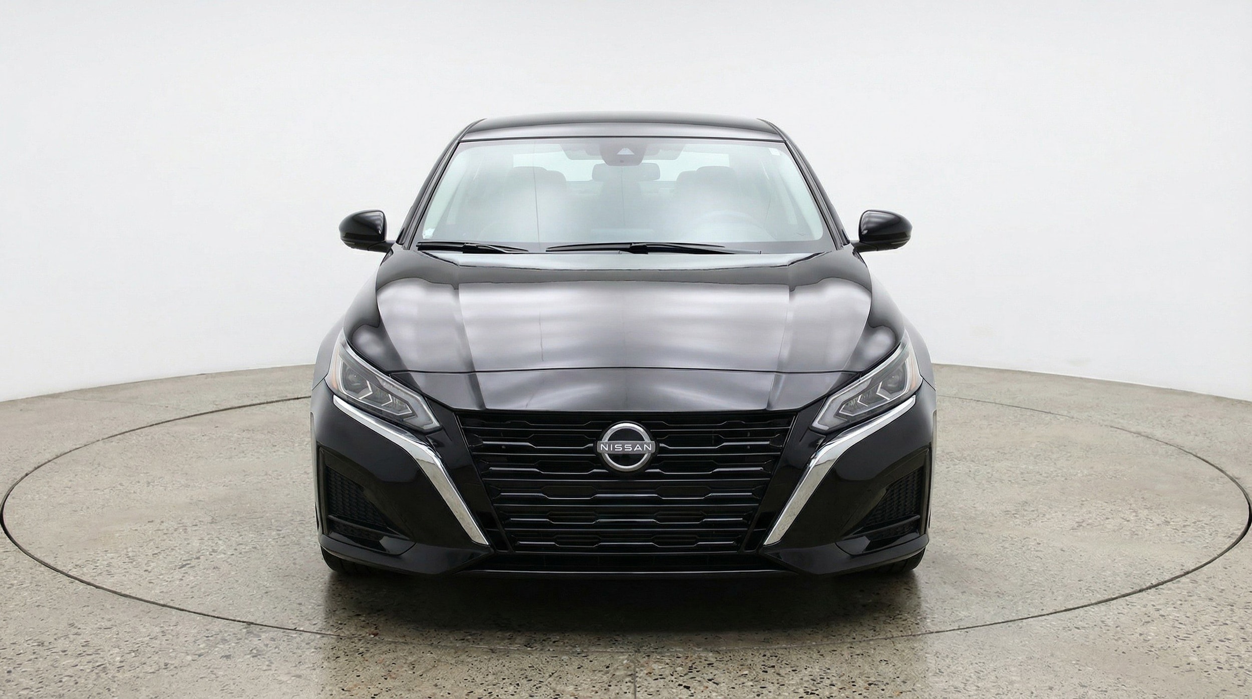 Thumbnail: 2025 Nissan Altima - 2