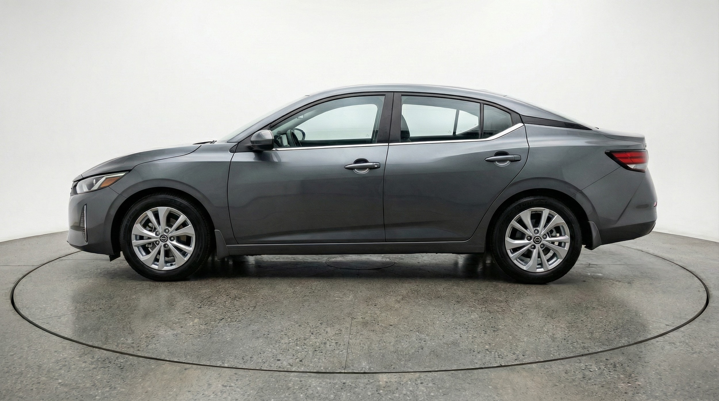 Thumbnail: 2025 Nissan Sentra - 4