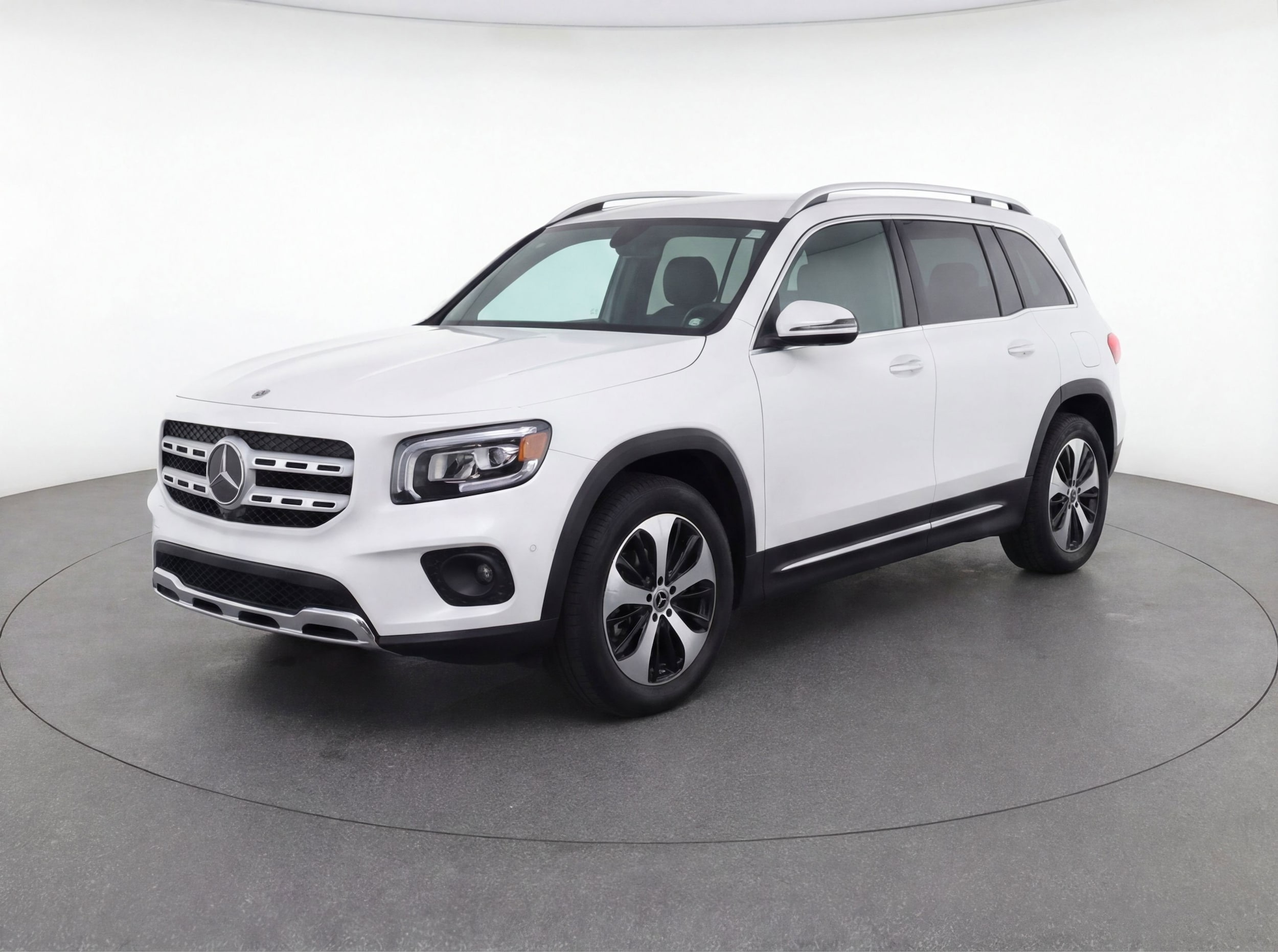 Thumbnail: 2025 Mercedes-Benz GLB - 3