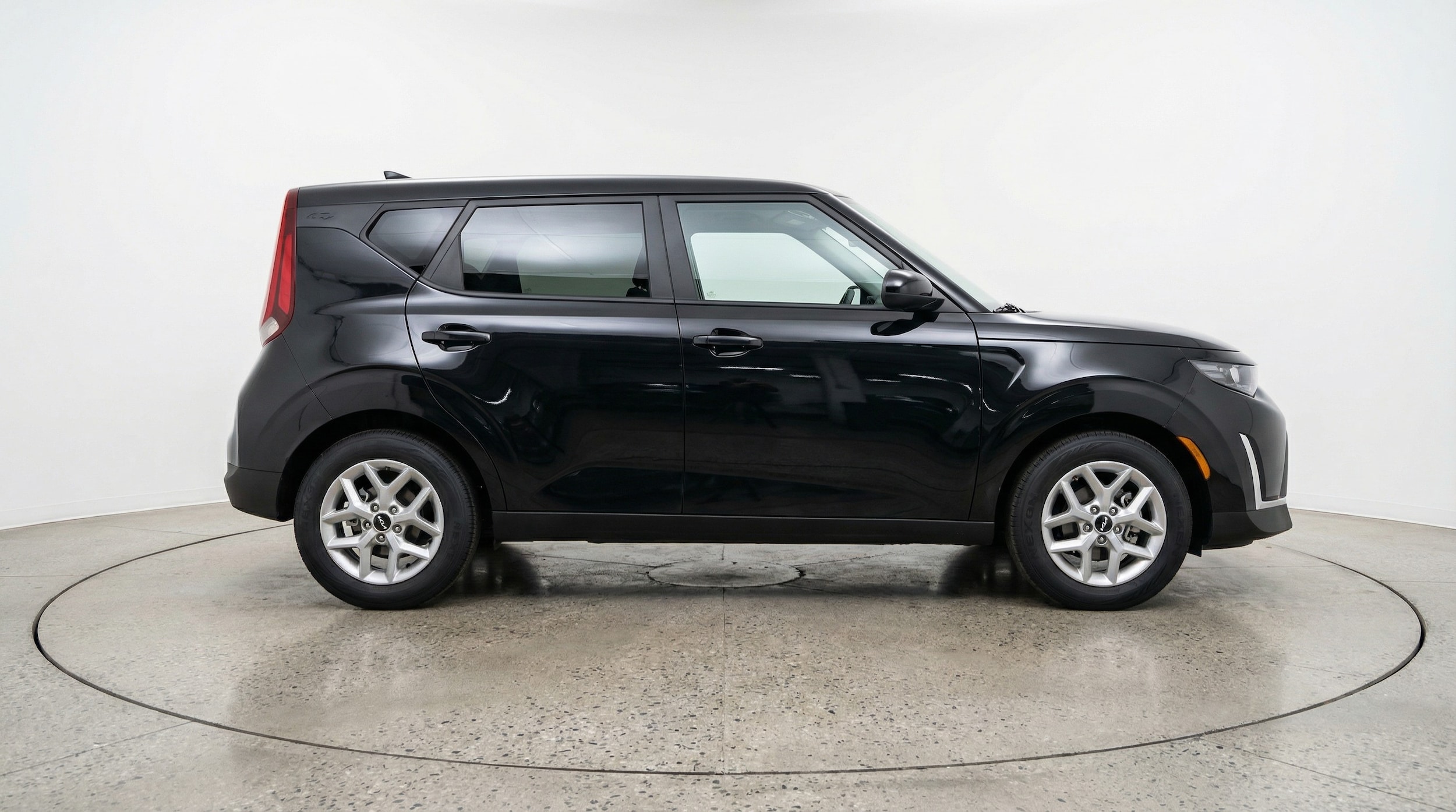 Thumbnail: 2025 Kia Soul - 8