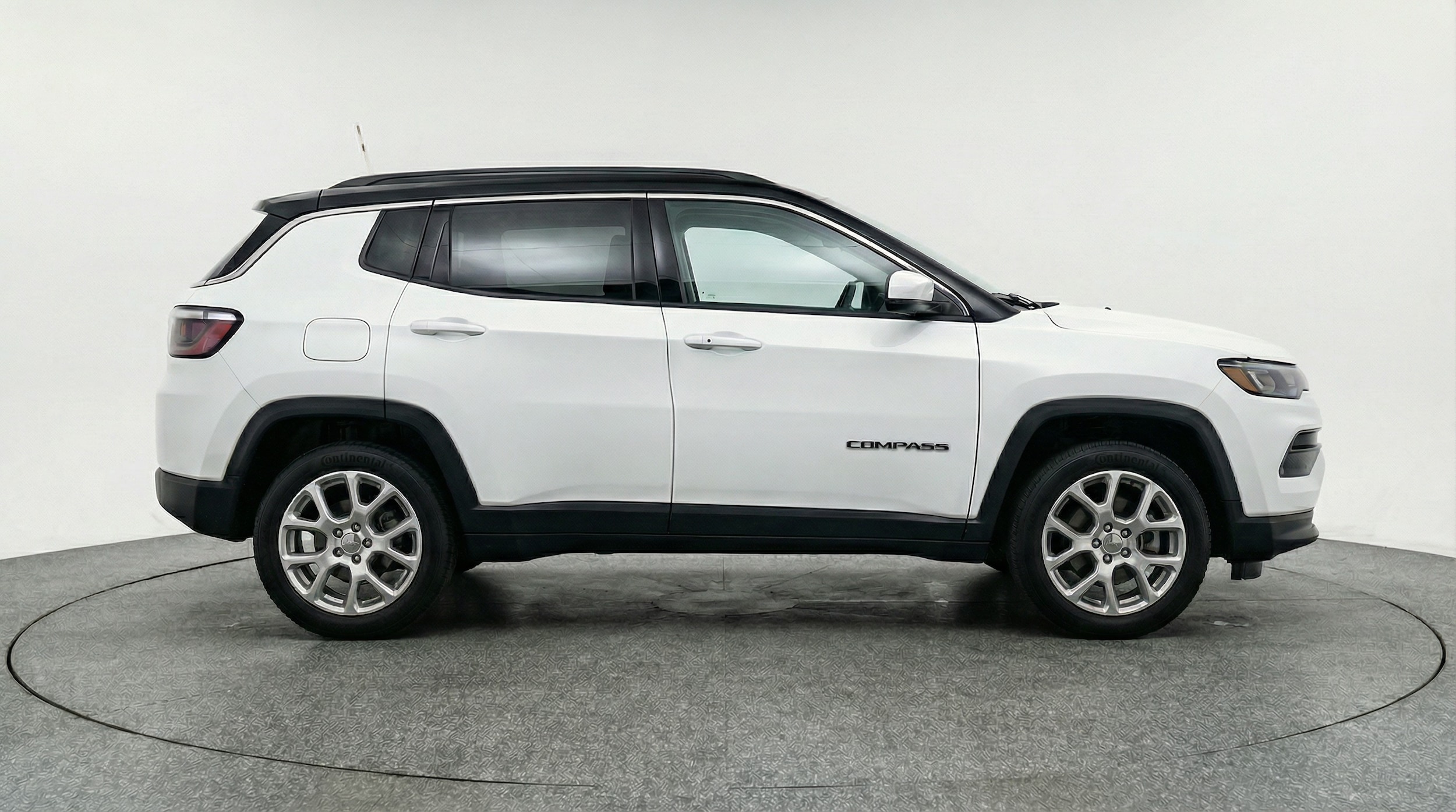 Thumbnail: 2025 Jeep Compass - 8