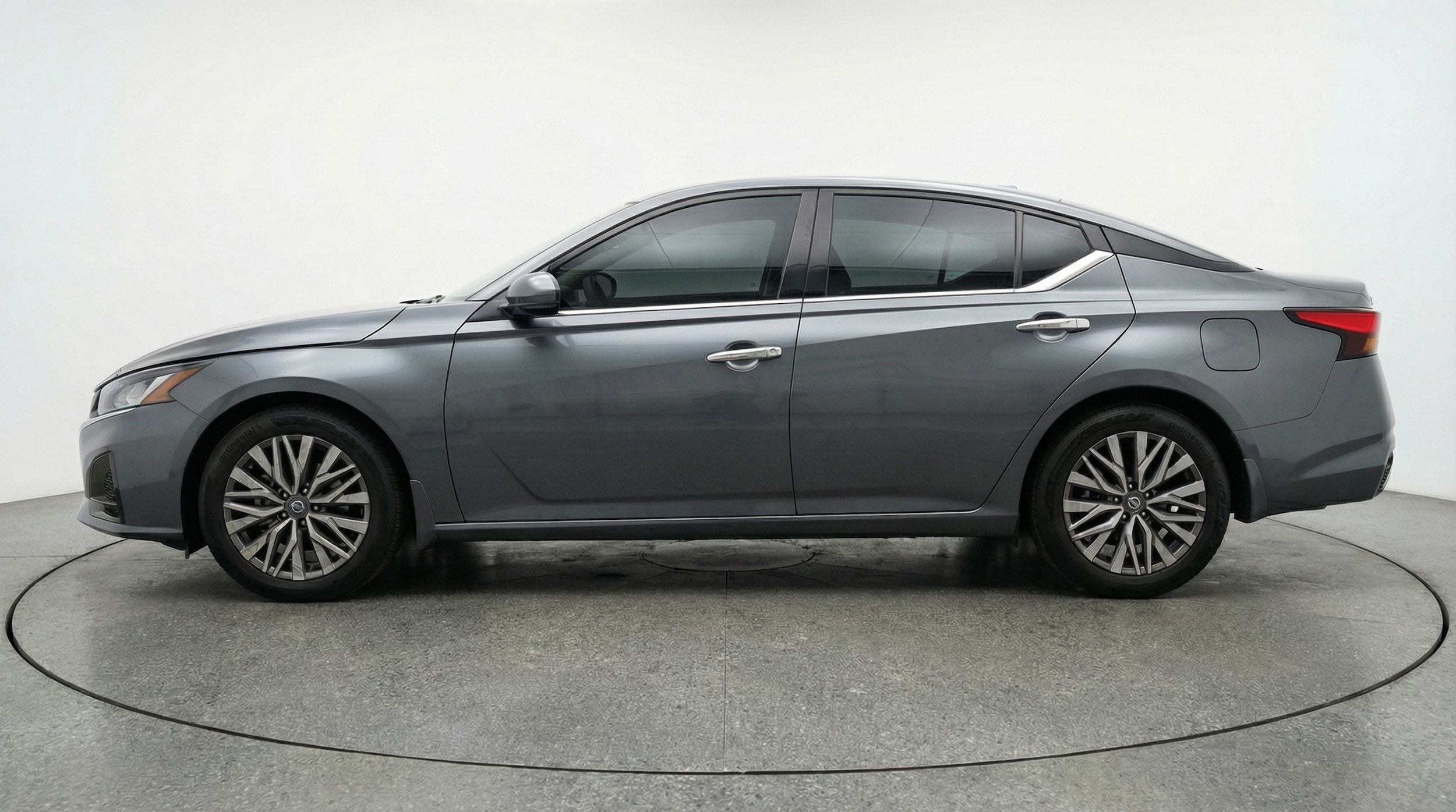 Thumbnail: 2025 Nissan Altima - 4