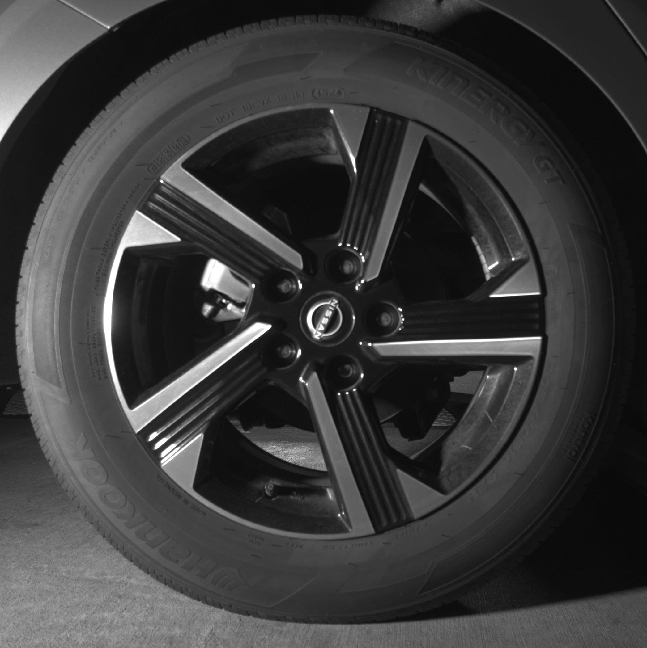 Thumbnail: 2025 Nissan Sentra - 12