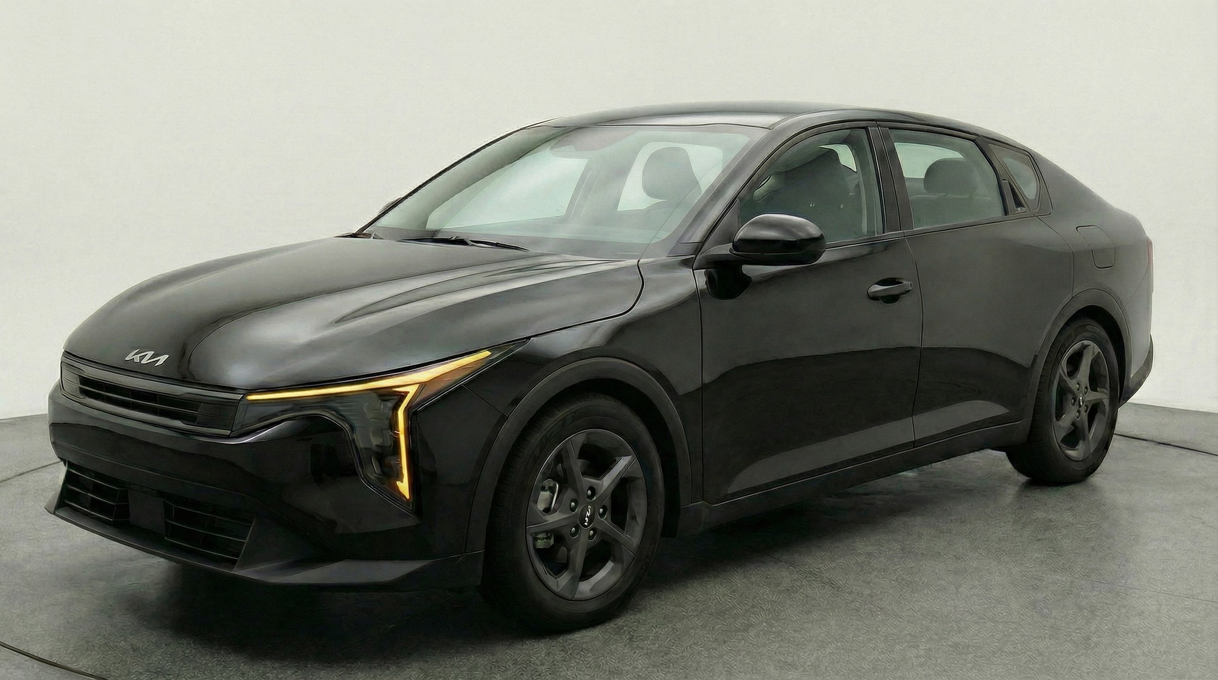 Thumbnail: 2025 Kia K4 - 3