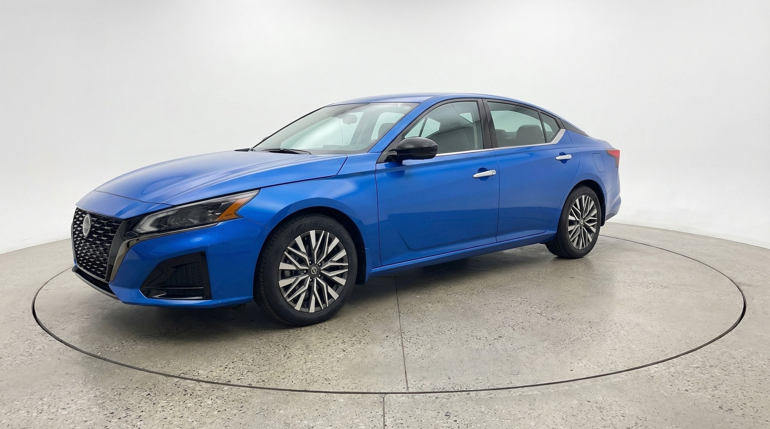 Thumbnail: 2025 Nissan Altima - 3