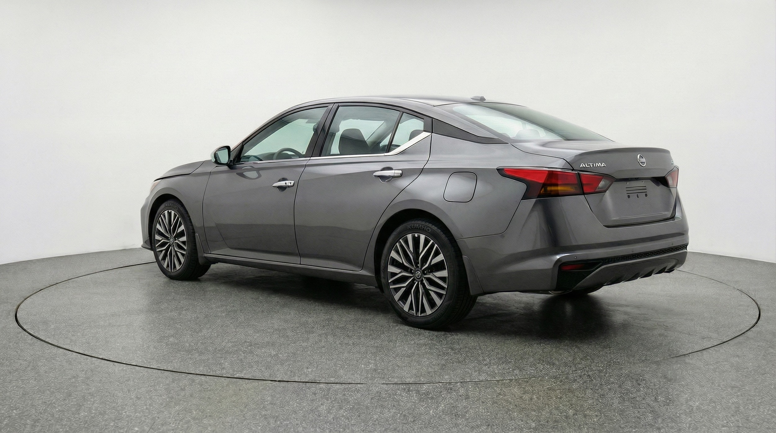 Thumbnail: 2025 Nissan Altima - 5