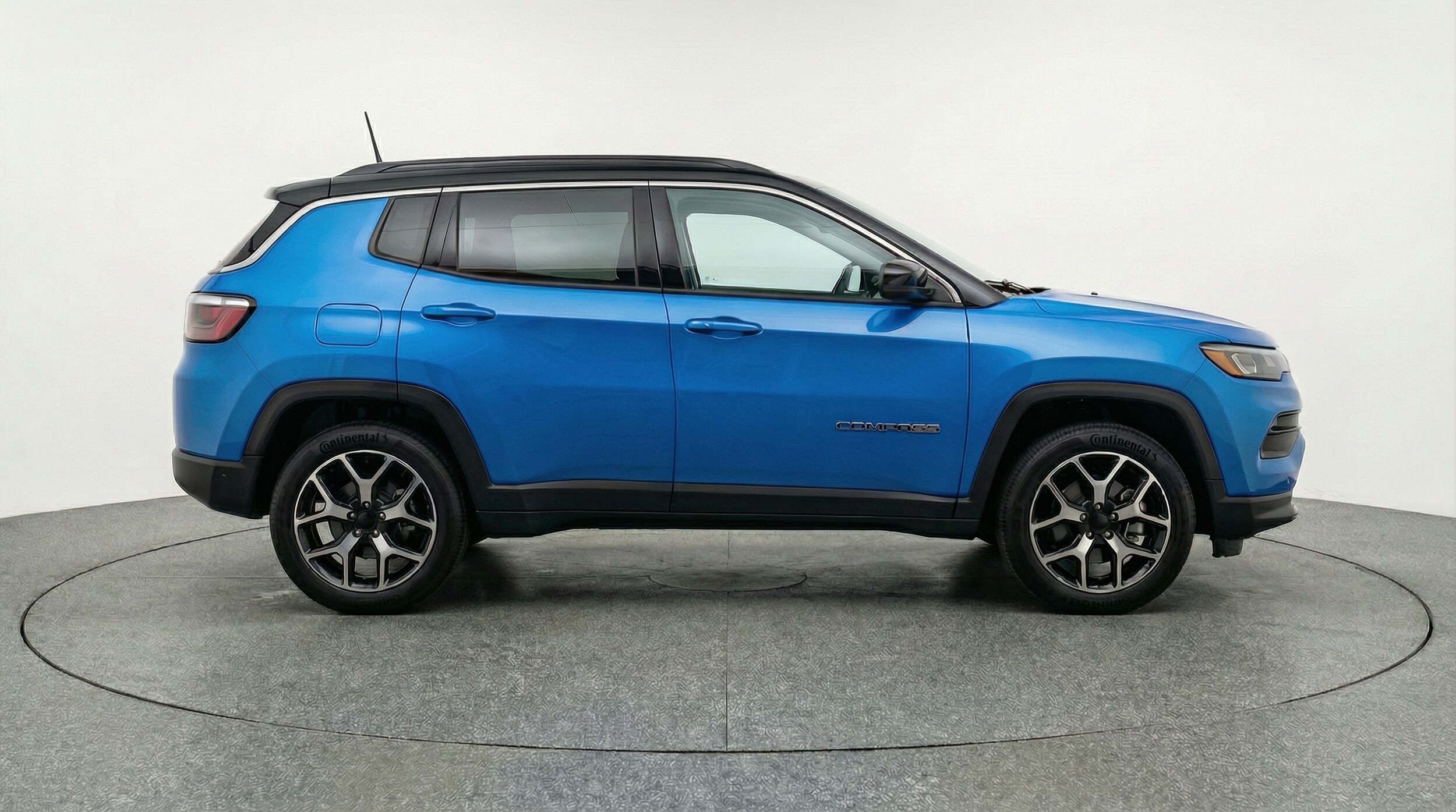 Thumbnail: 2025 Jeep Compass - 8