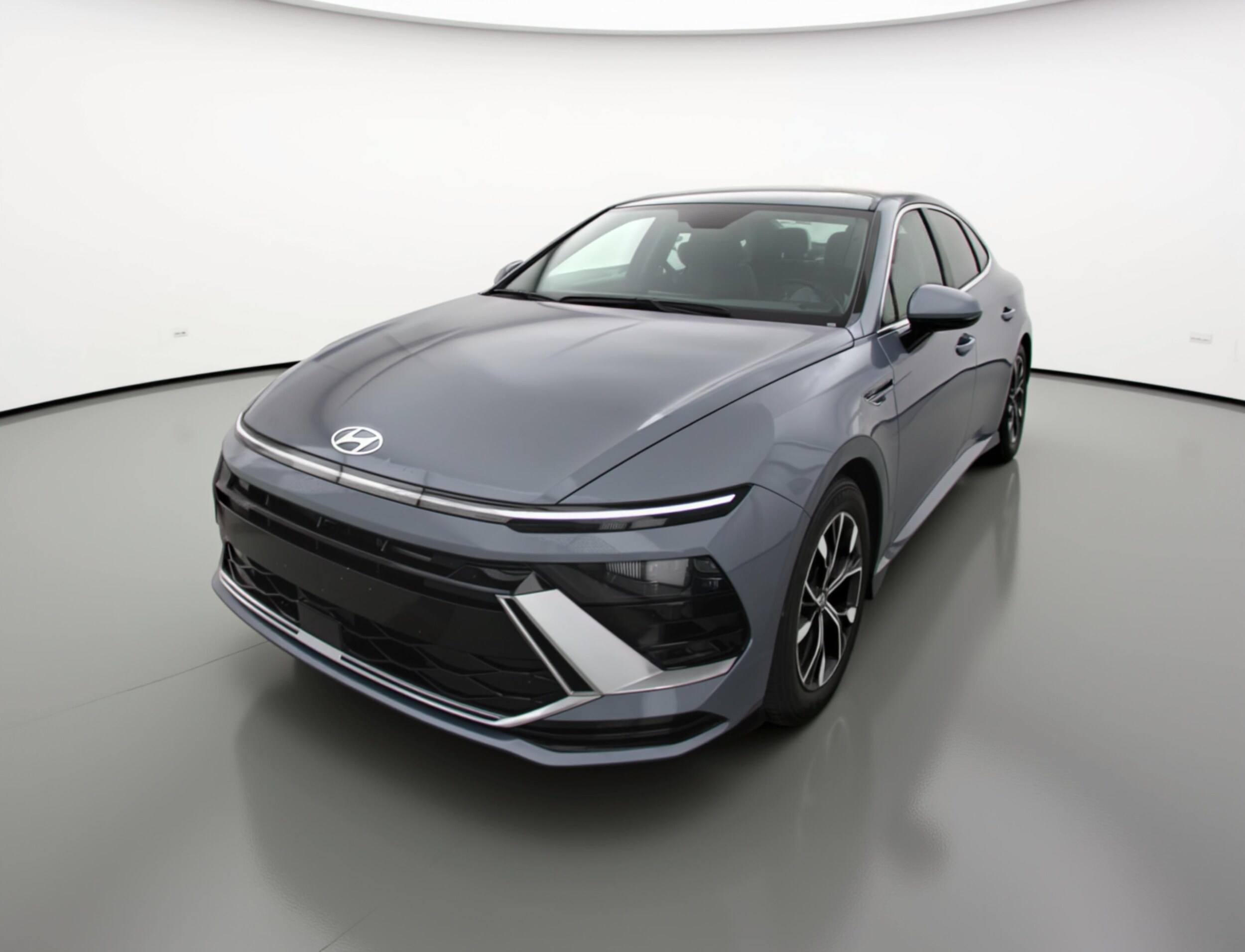 Thumbnail: 2025 Hyundai Sonata - 3