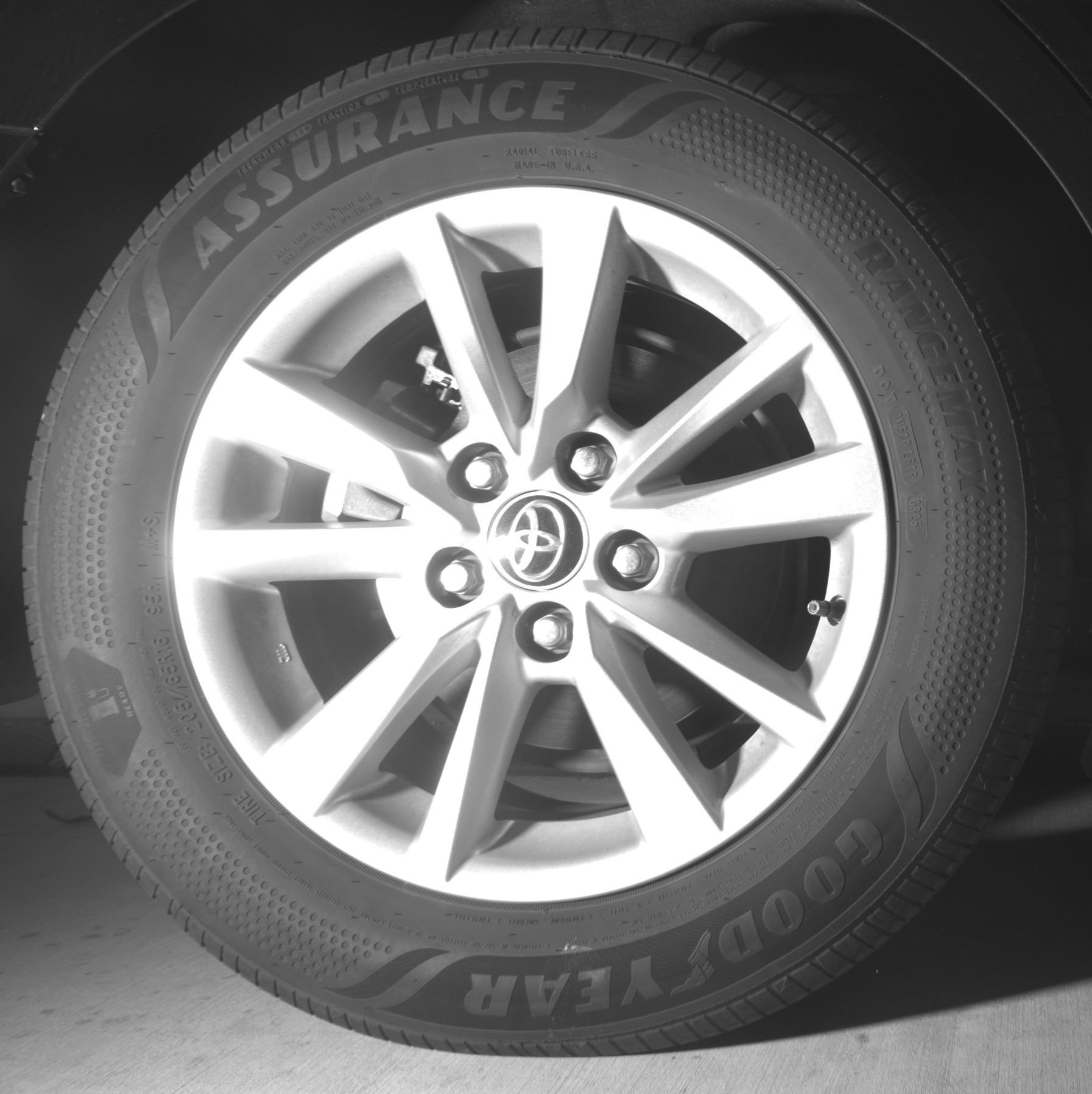 Thumbnail: 2025 Toyota Camry - 15