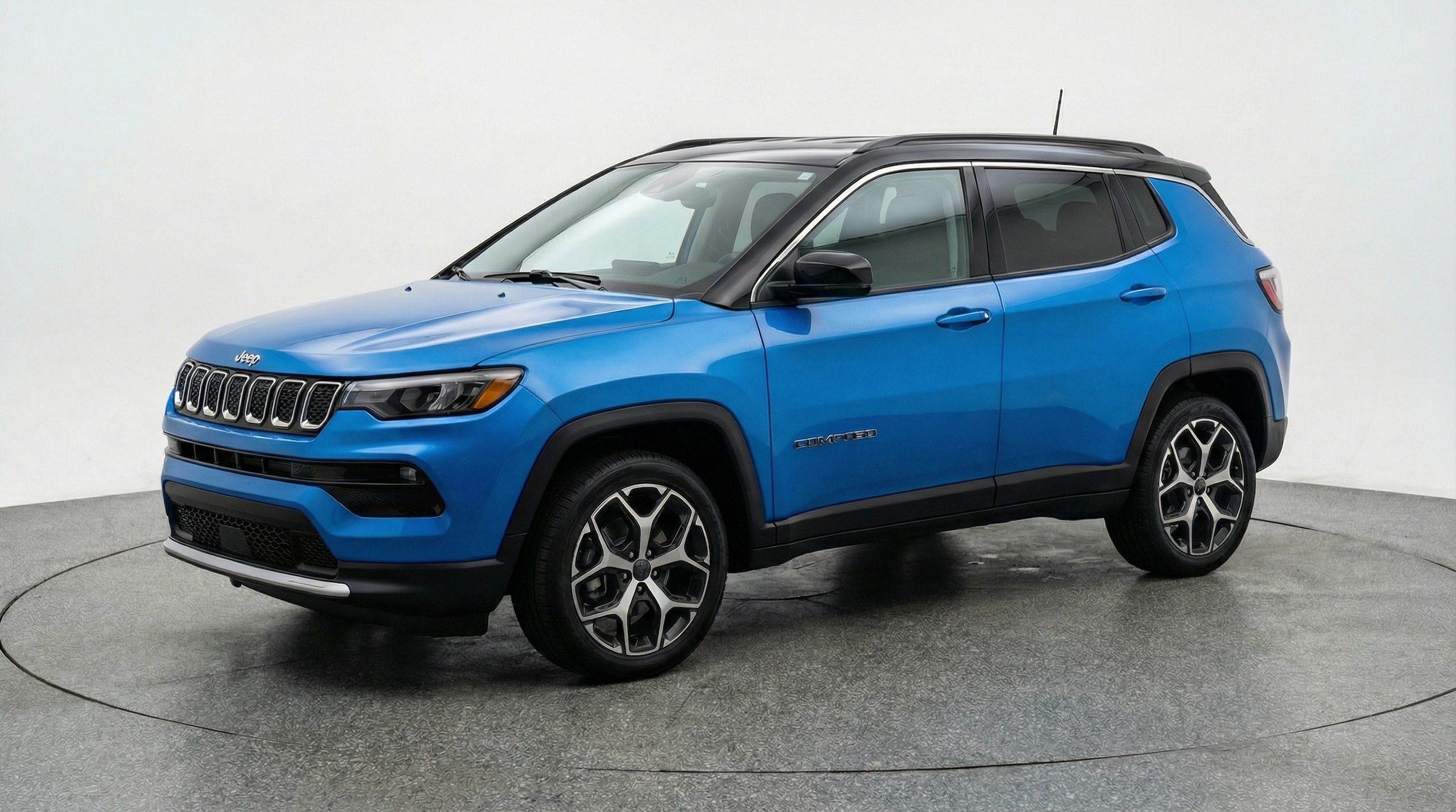 Thumbnail: 2025 Jeep Compass - 3