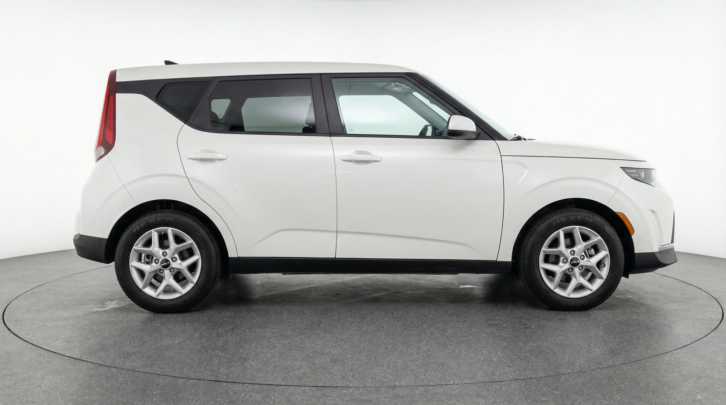 Thumbnail: 2025 Kia Soul - 11