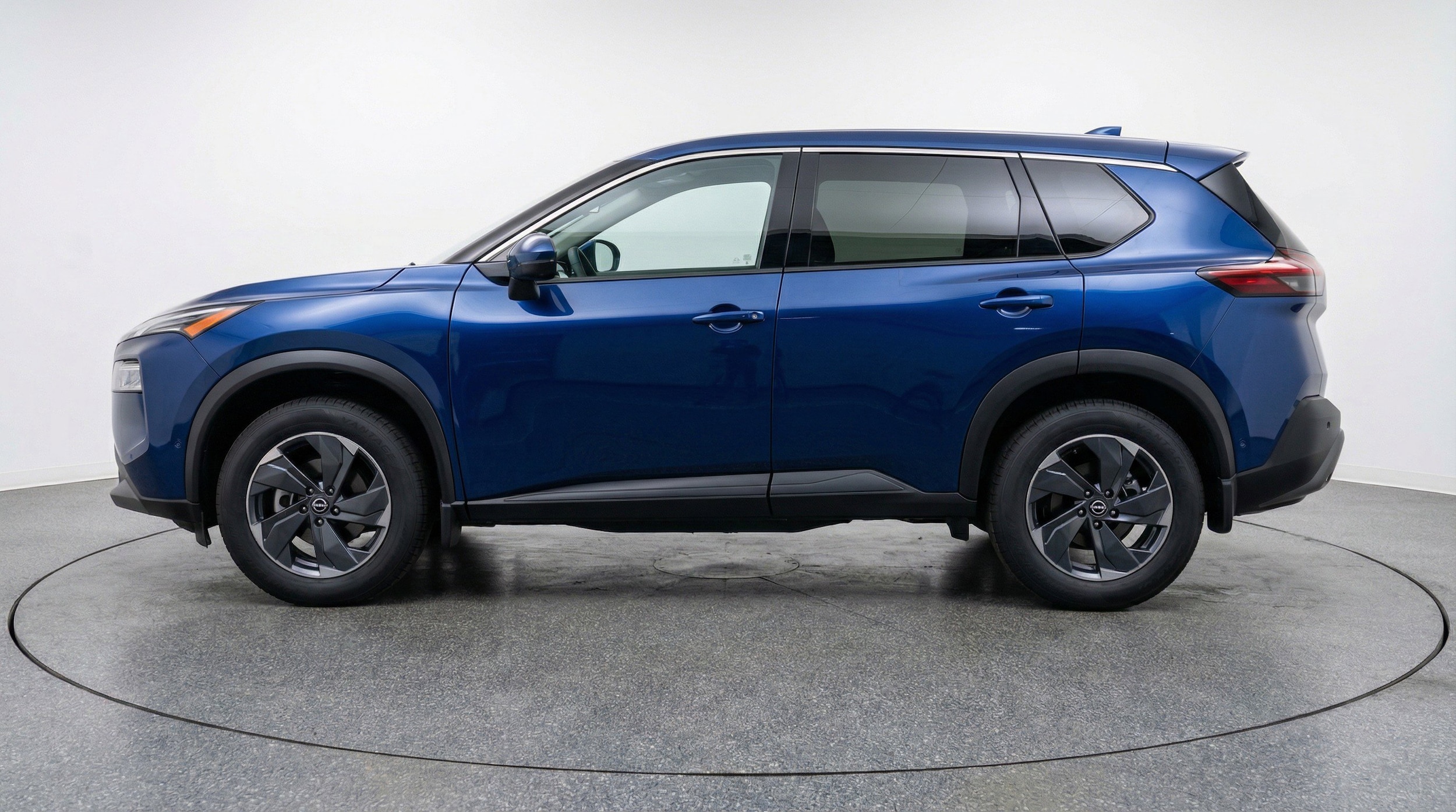 Thumbnail: 2025 Nissan Rogue - 5