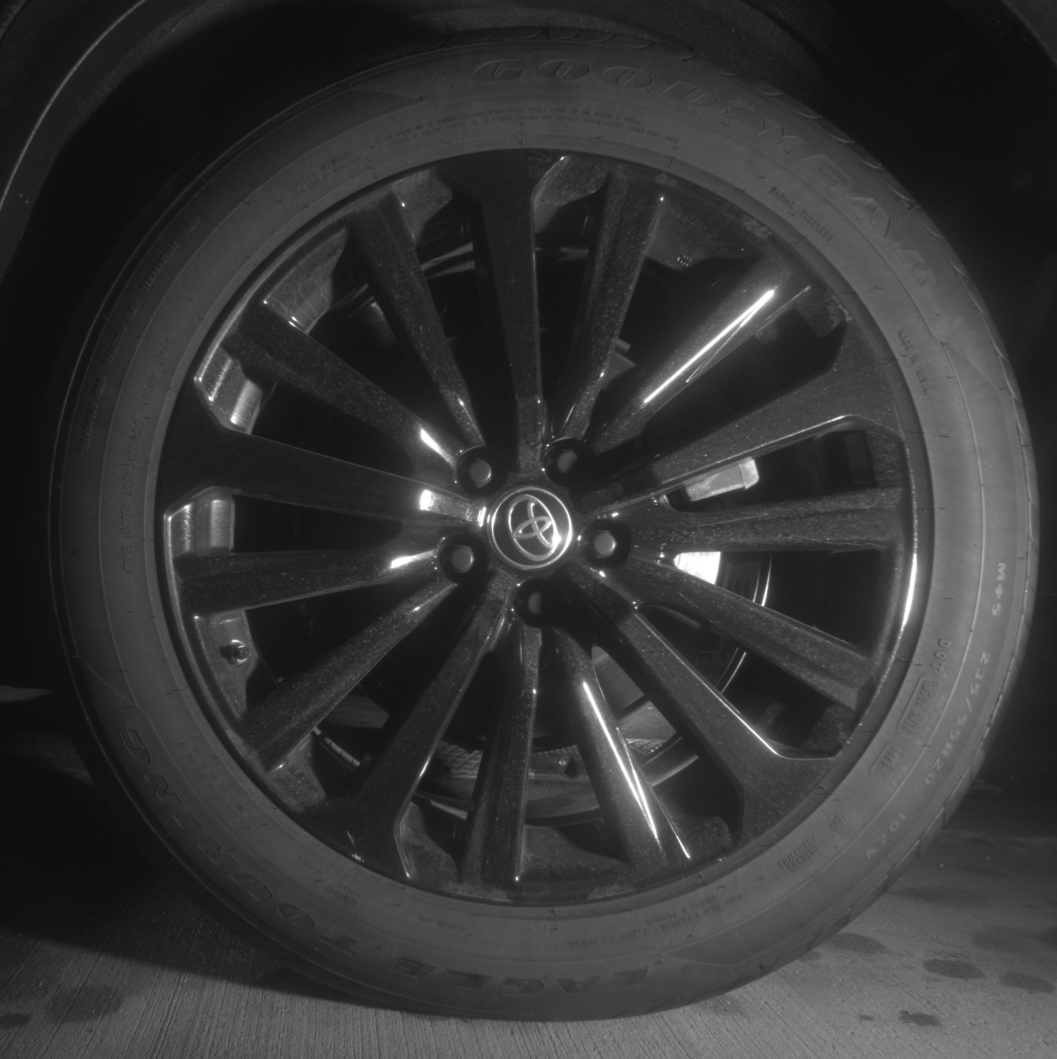 Thumbnail: 2025 Toyota Highlander - 14