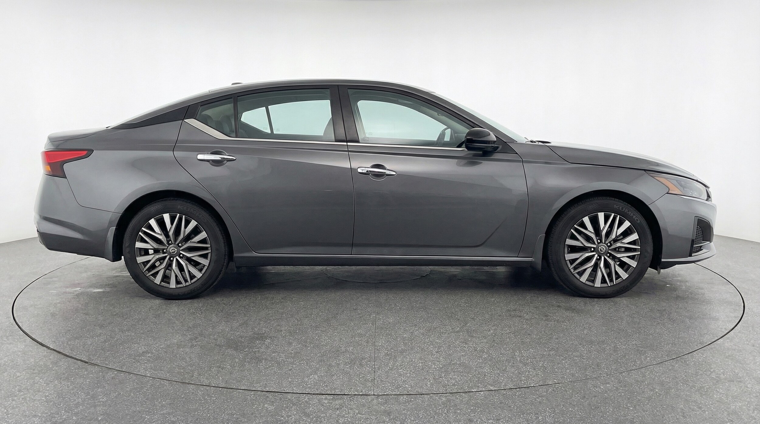 Thumbnail: 2025 Nissan Altima - 8