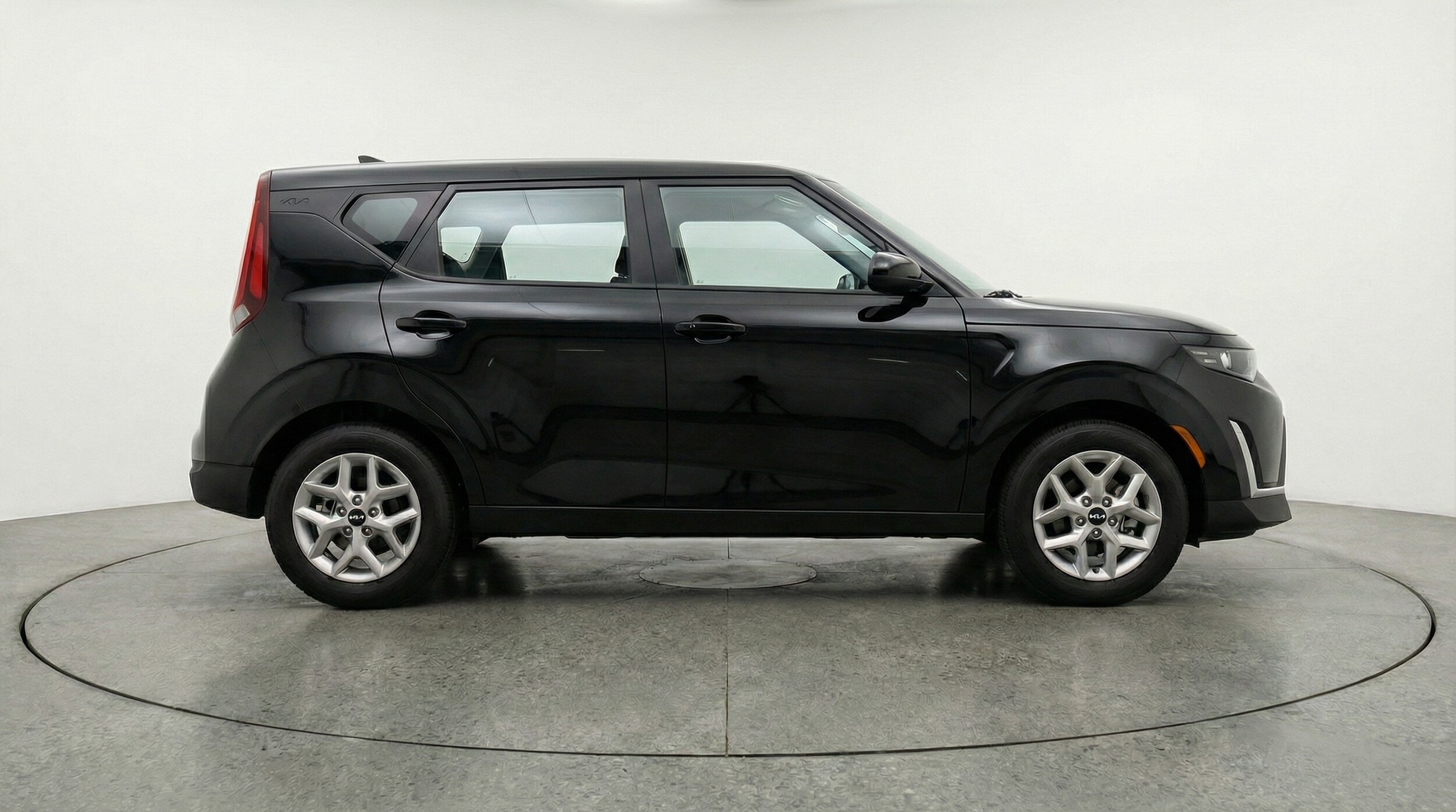 Thumbnail: 2025 Kia Soul - 8