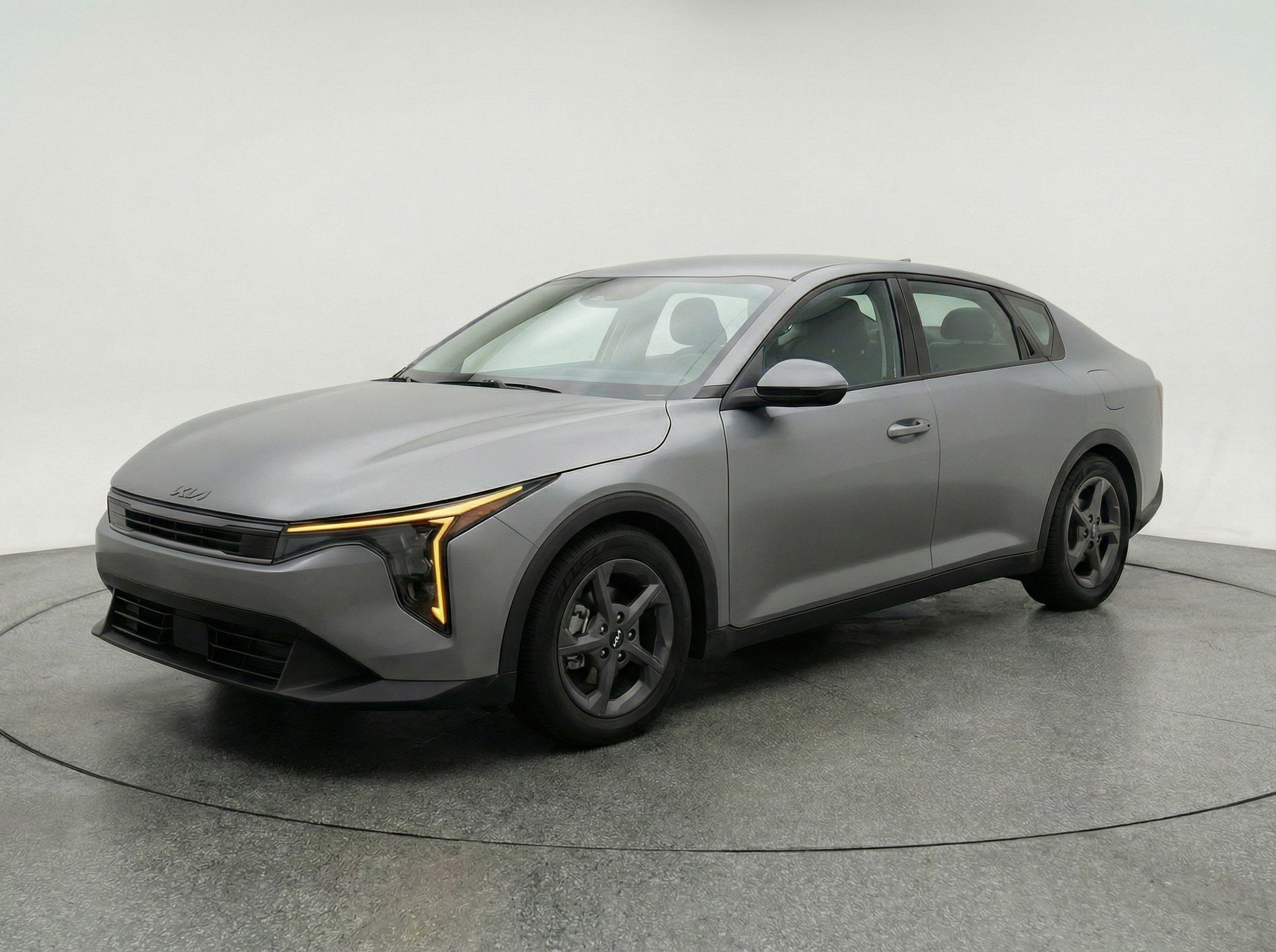 Thumbnail: 2025 Kia K4 - 3