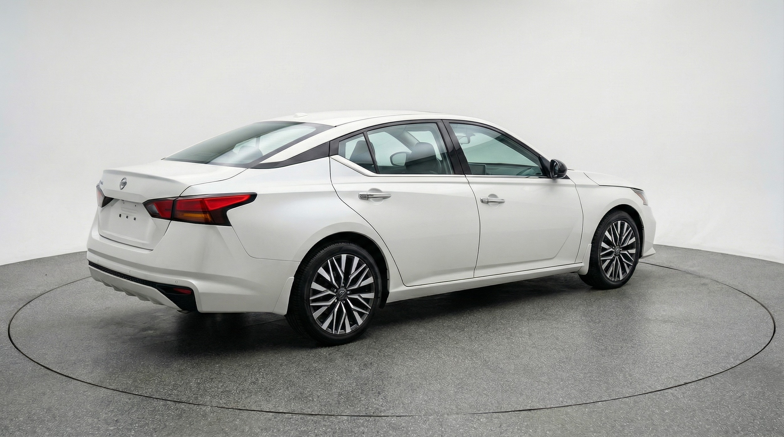 Thumbnail: 2025 Nissan Altima - 7