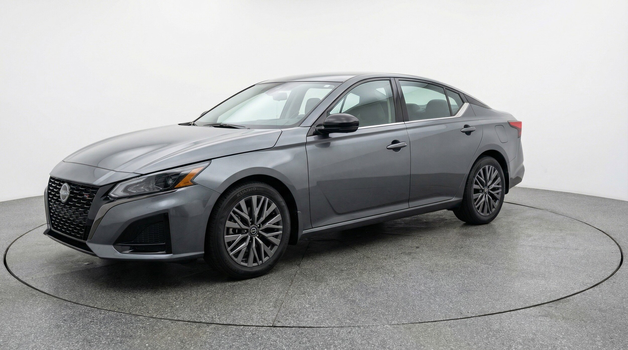 Thumbnail: 2025 Nissan Altima - 3