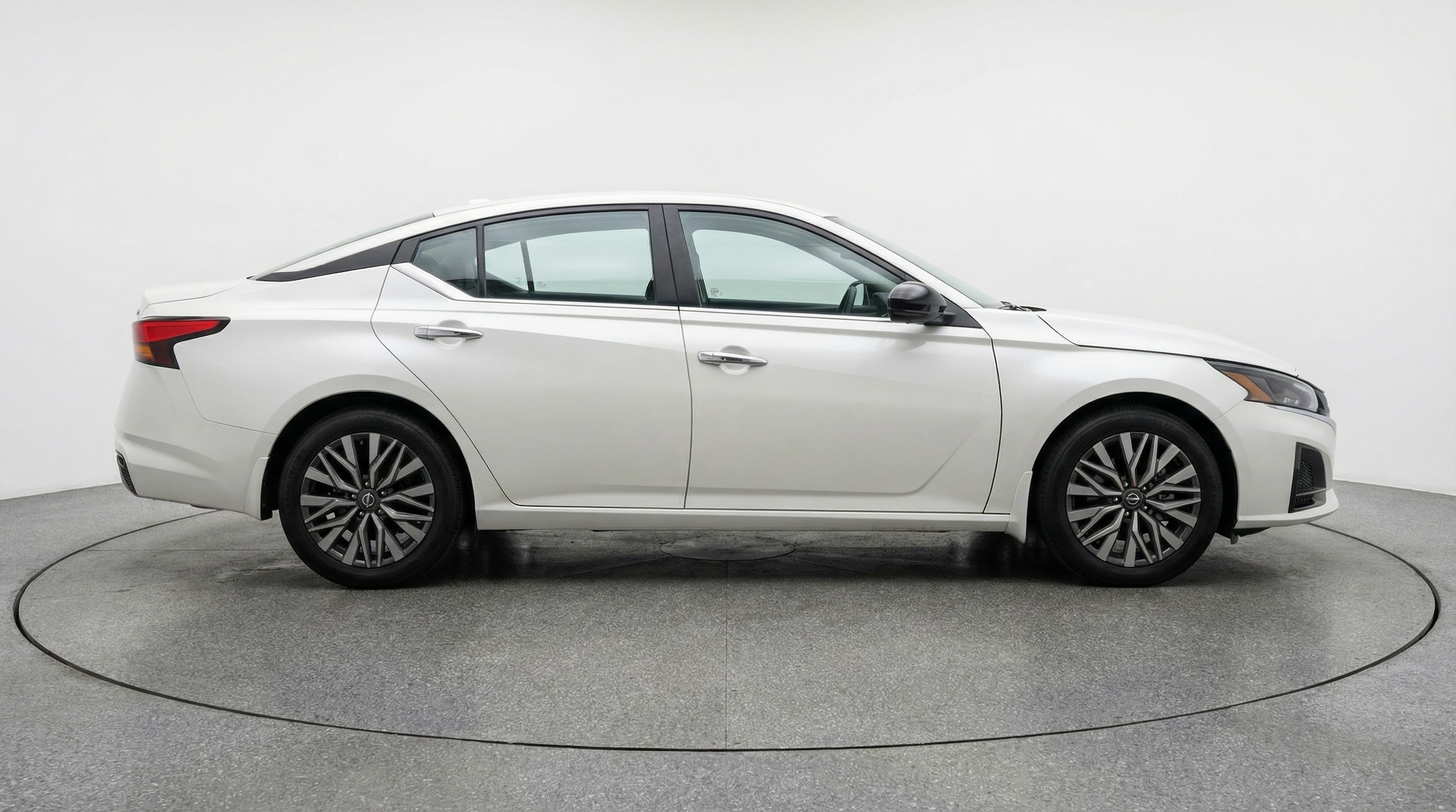 Thumbnail: 2025 Nissan Altima - 8