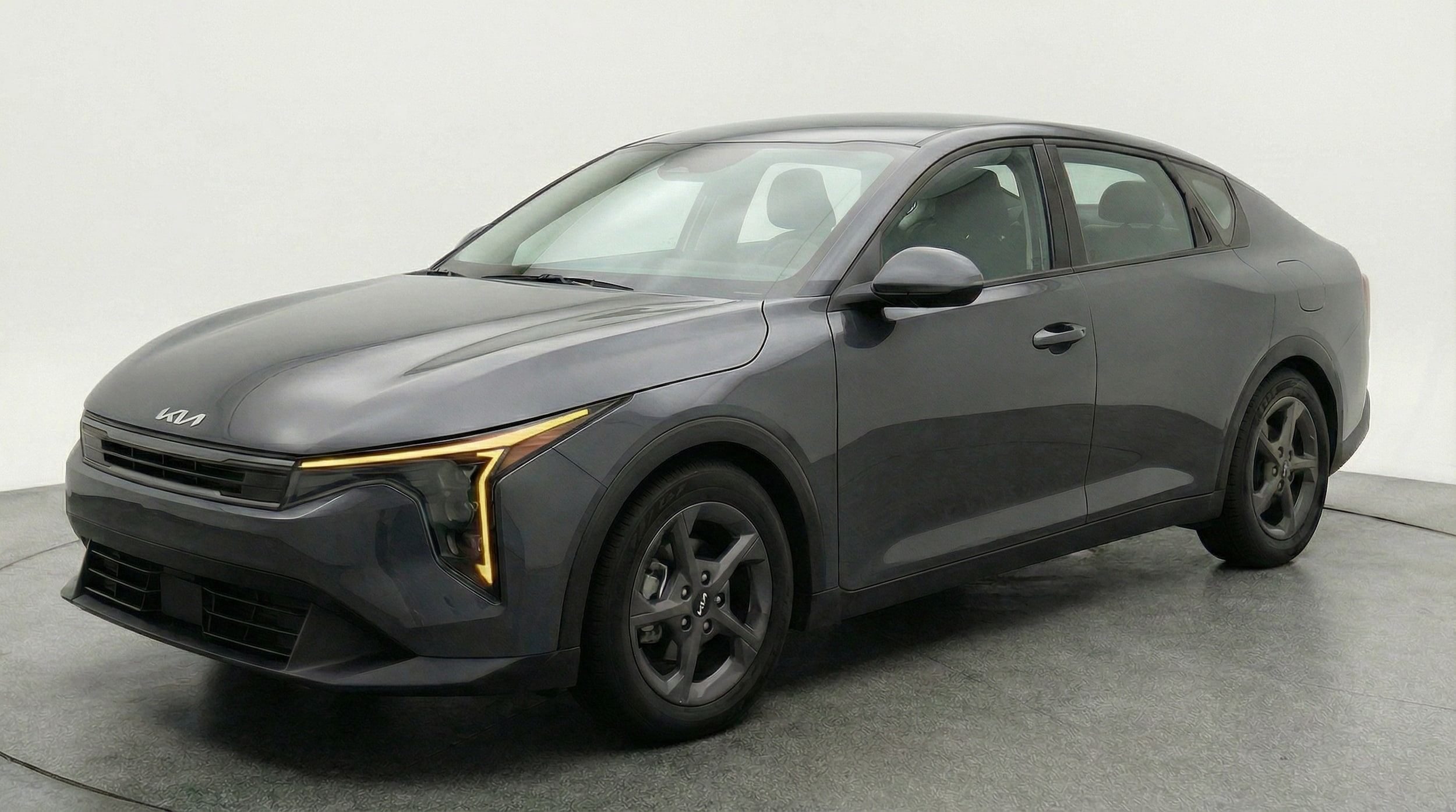 Thumbnail: 2025 Kia K4 - 3