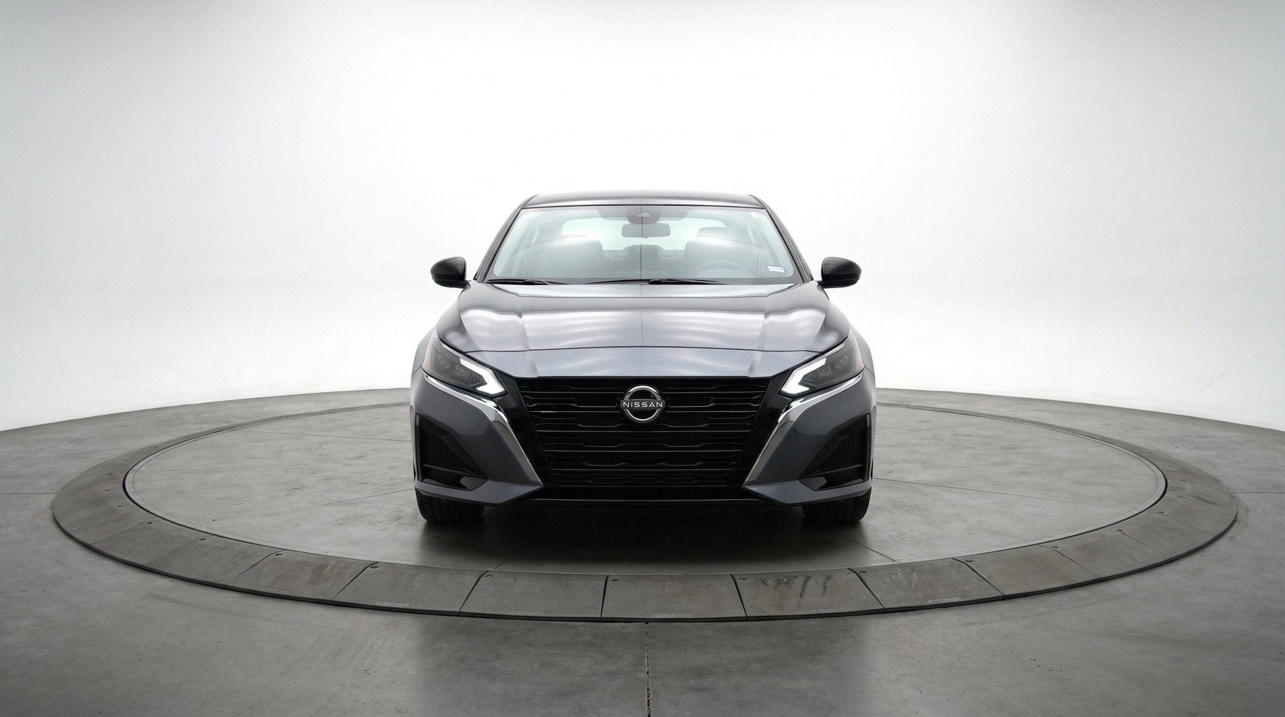 Thumbnail: 2025 Nissan Altima - 2