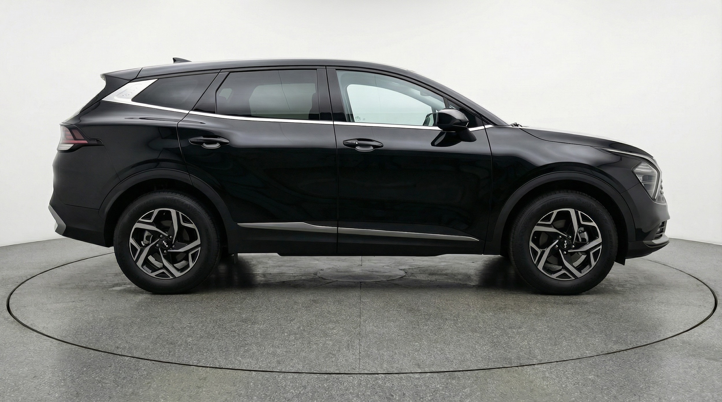 Thumbnail: 2025 Kia Sportage - 8