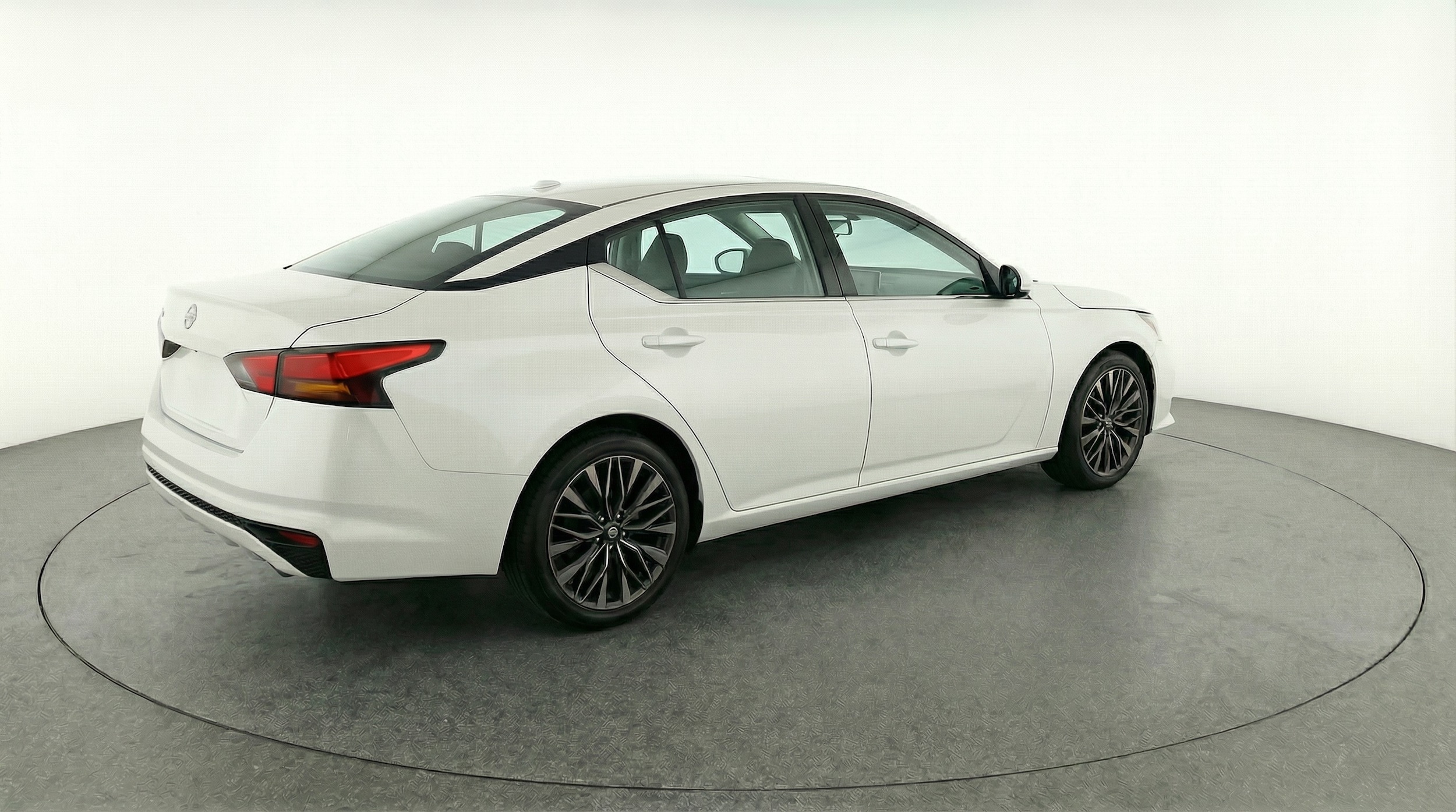 Thumbnail: 2025 Nissan Altima - 7