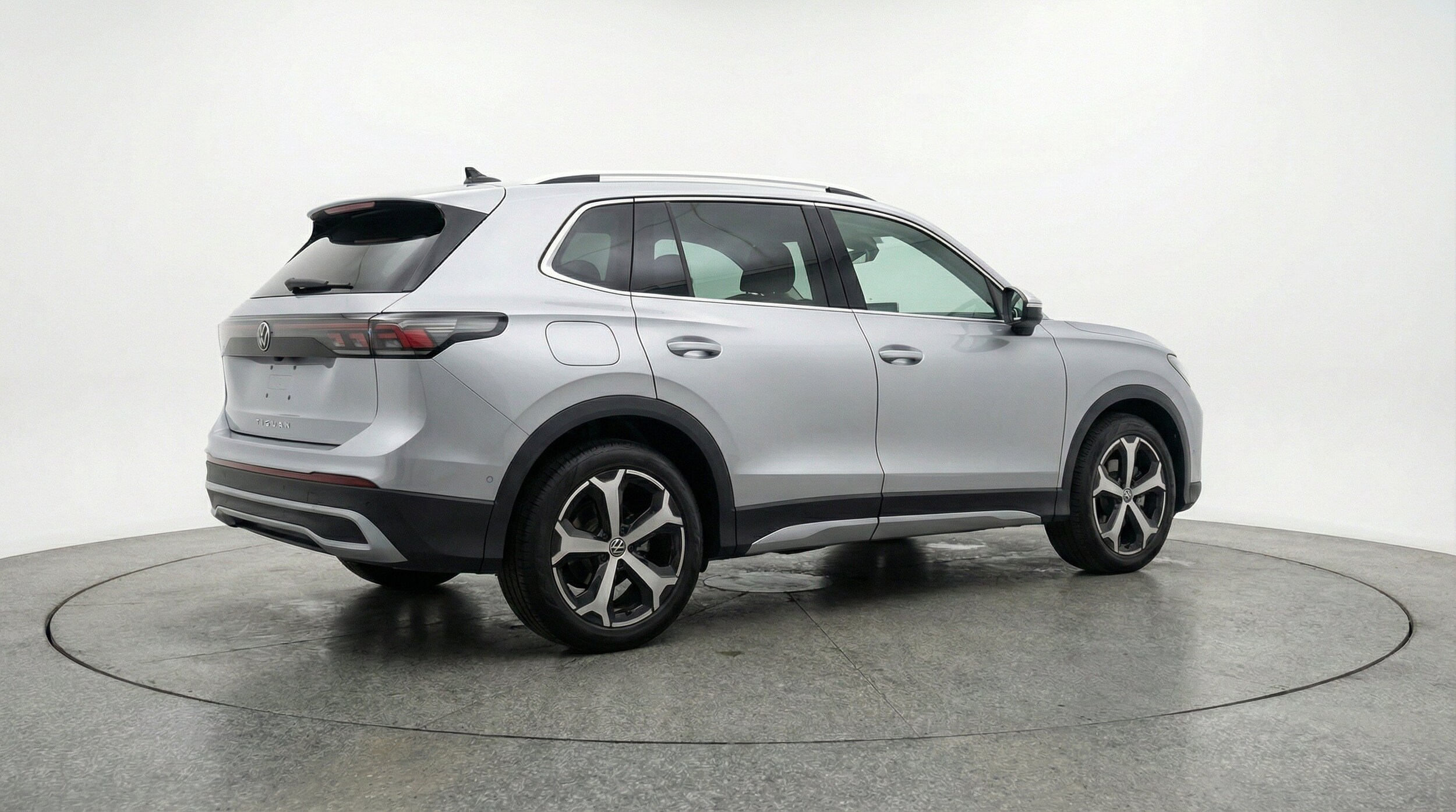Thumbnail: 2026 Volkswagen Tiguan - 9