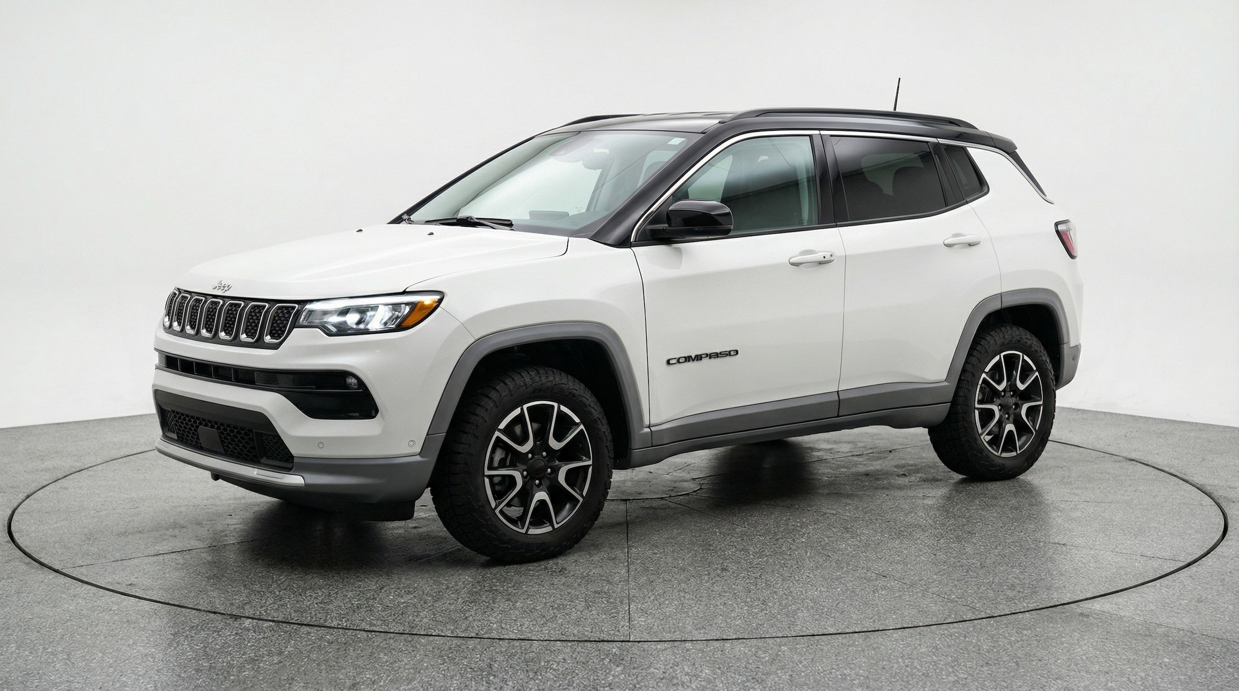 Thumbnail: 2025 Jeep Compass - 3