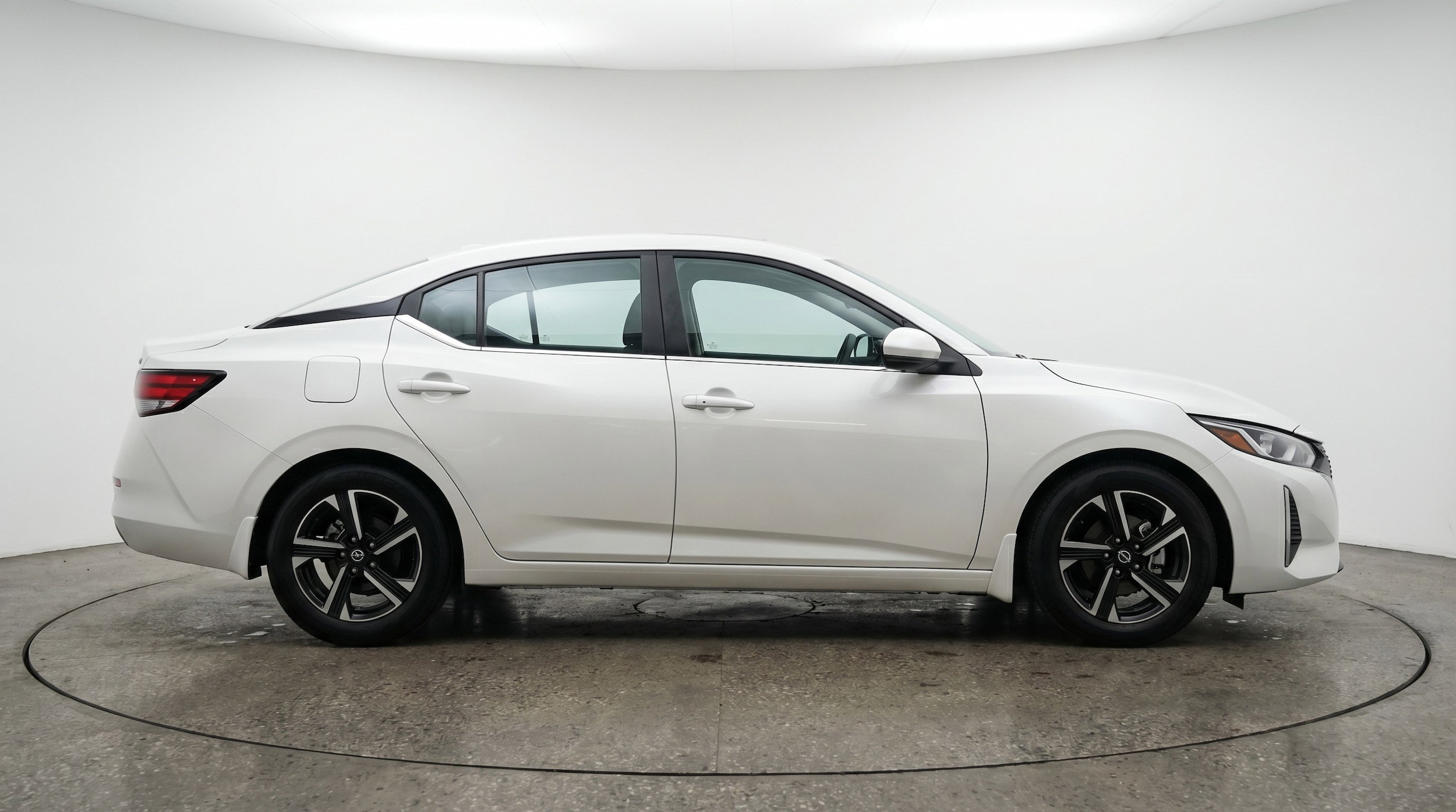 Thumbnail: 2025 Nissan Sentra - 11