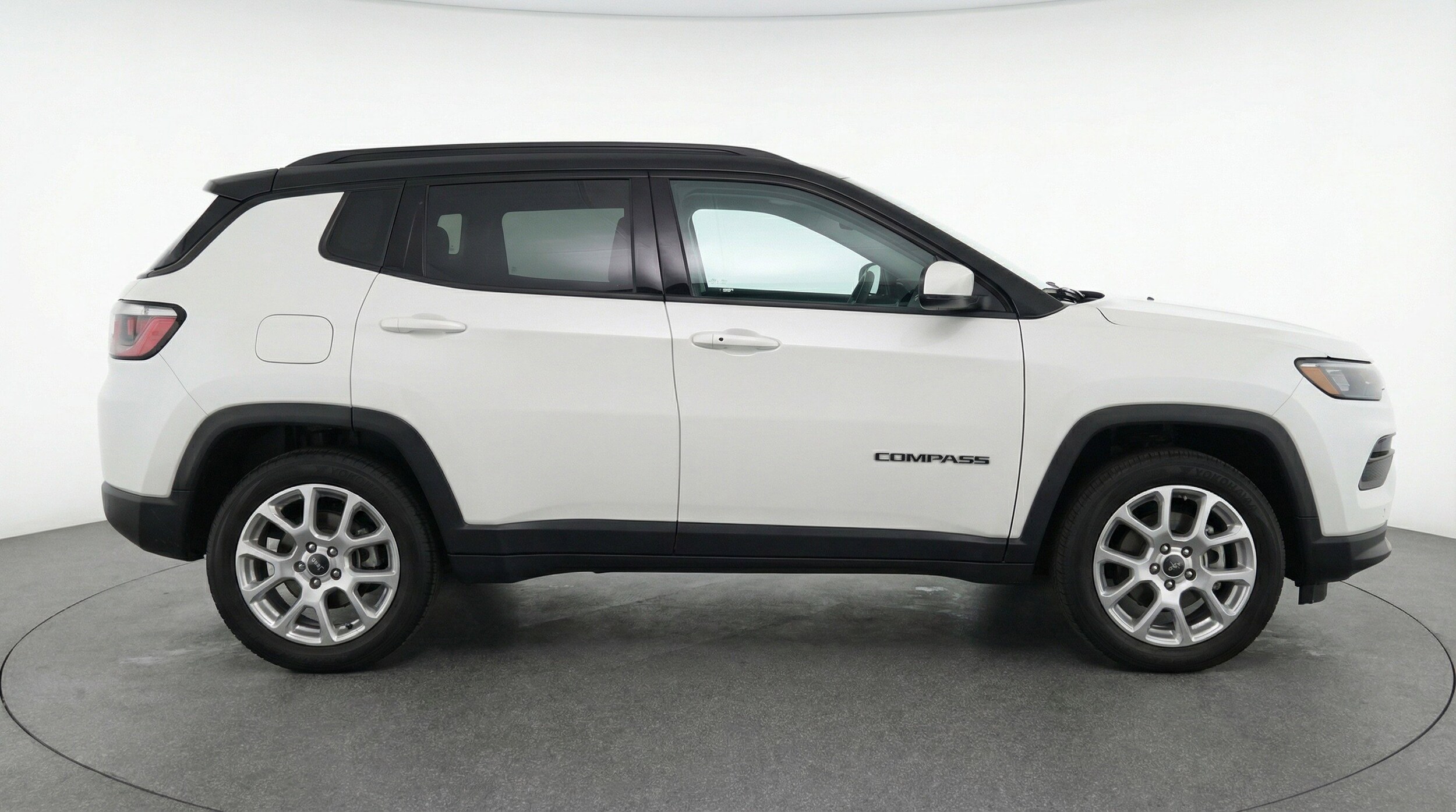 Thumbnail: 2025 Jeep Compass - 11