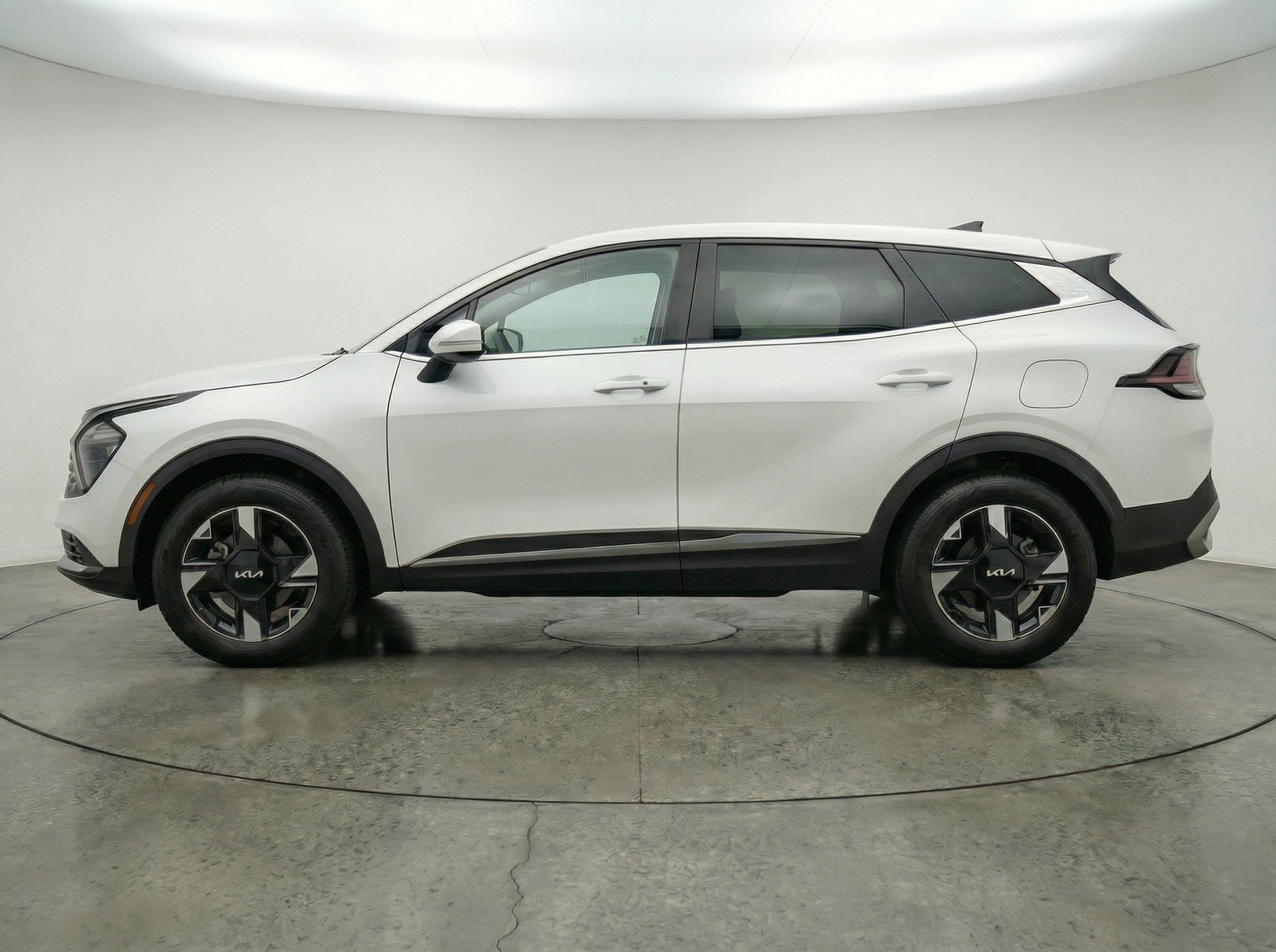 Thumbnail: 2026 Kia Sportage - 5