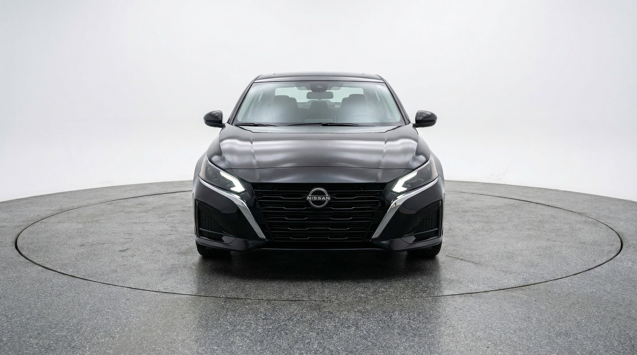 Thumbnail: 2025 Nissan Altima - 2