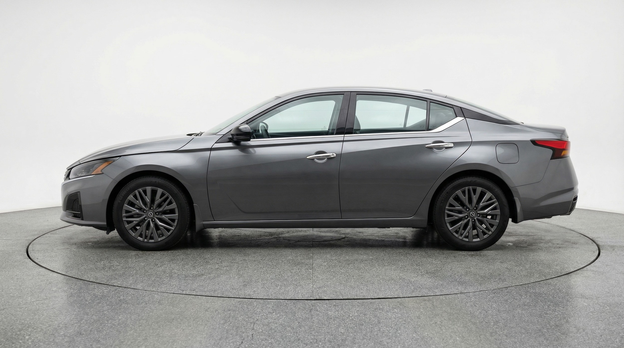 Thumbnail: 2025 Nissan Altima - 4