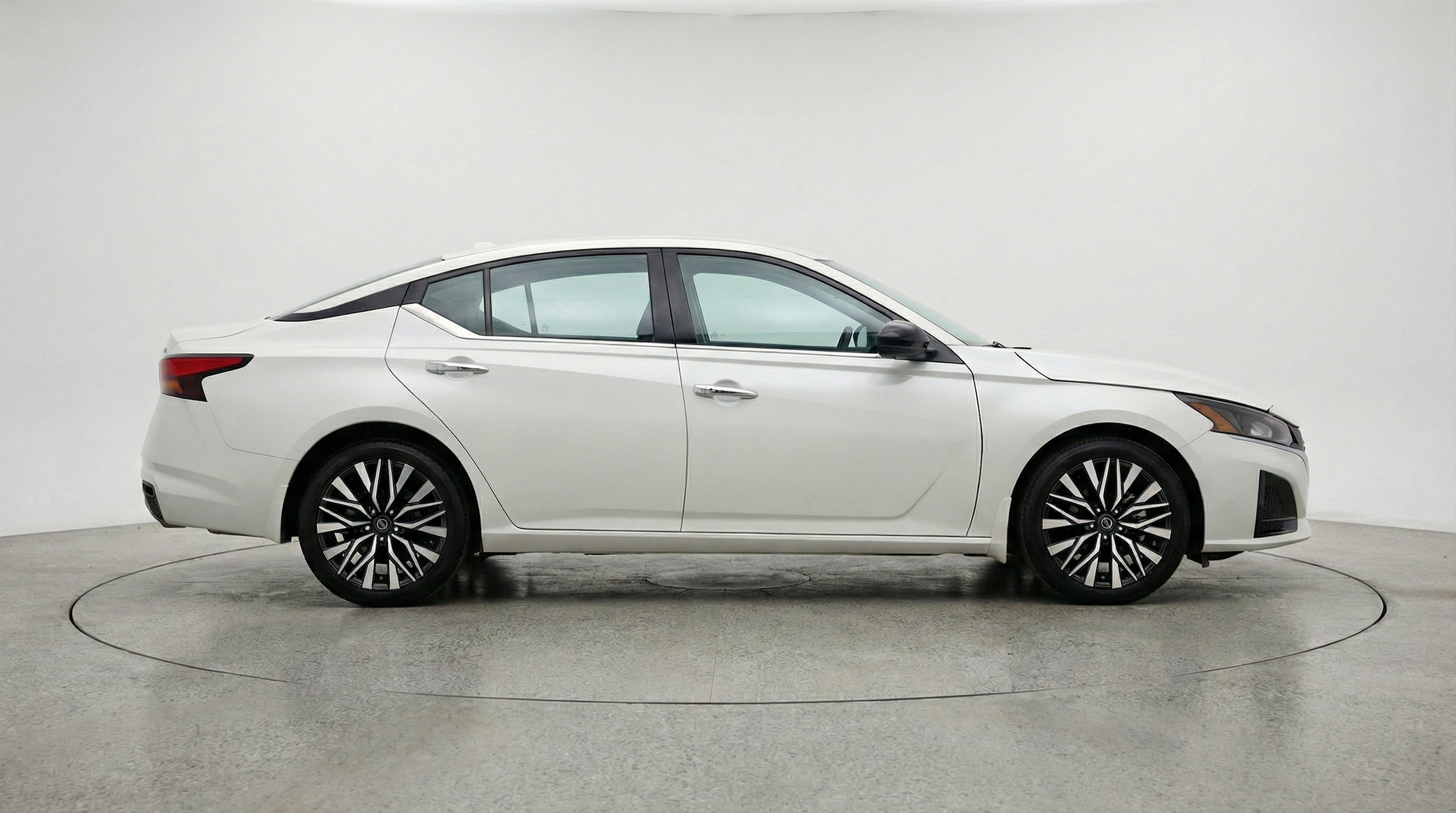 Thumbnail: 2025 Nissan Altima - 8