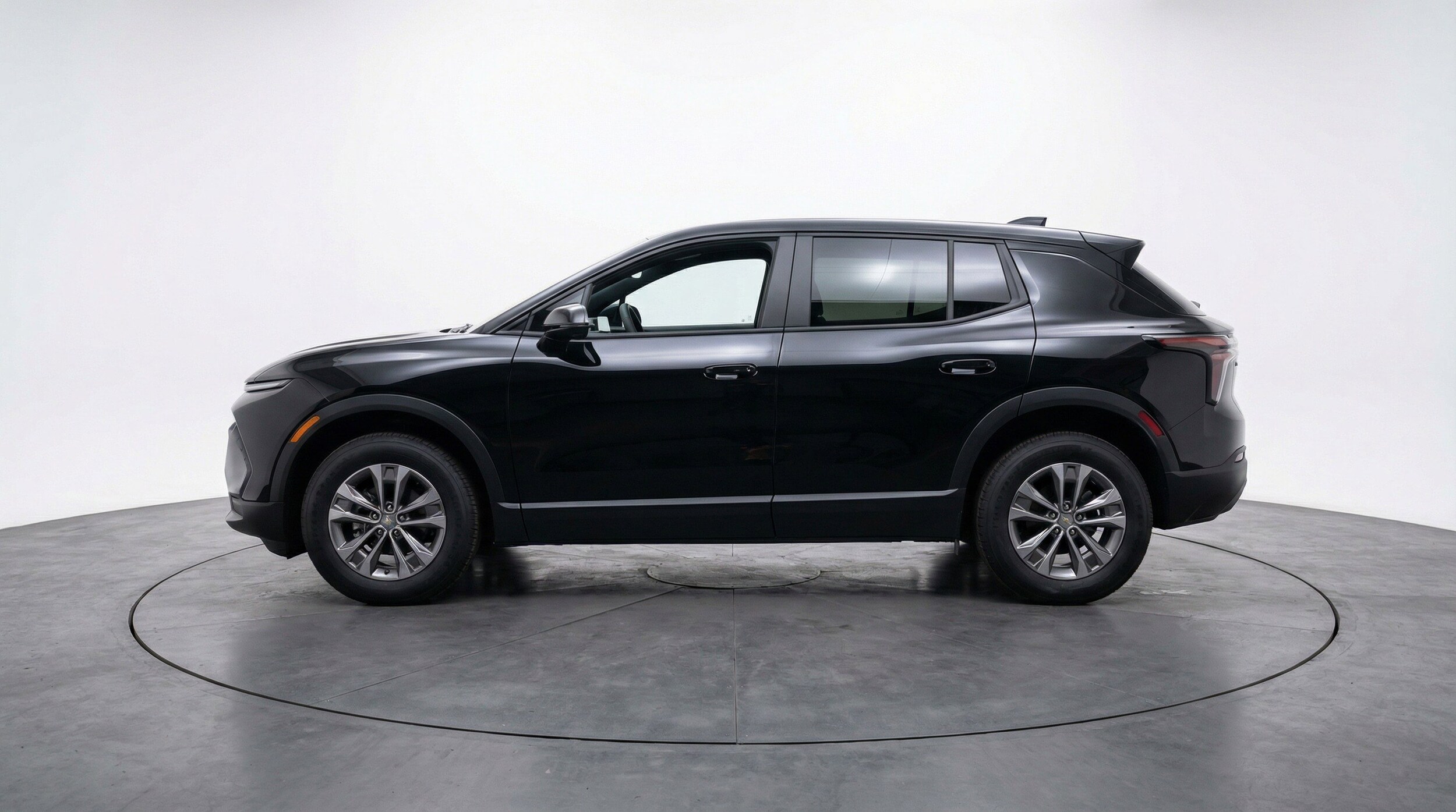 Thumbnail: 2025 Chevrolet Equinox - 5