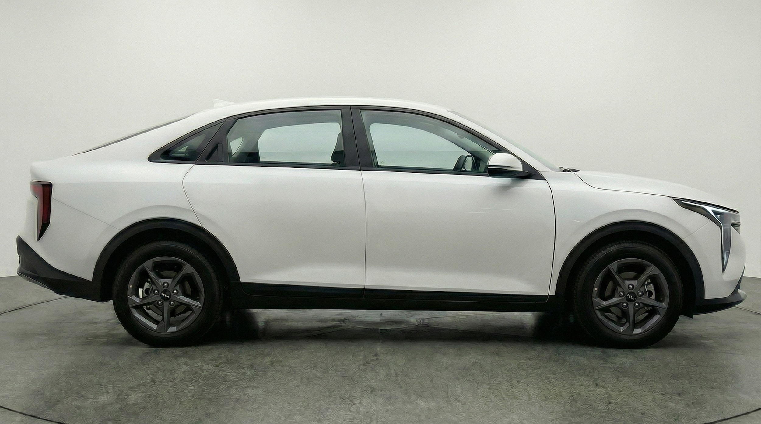 Thumbnail: 2025 Kia K4 - 8