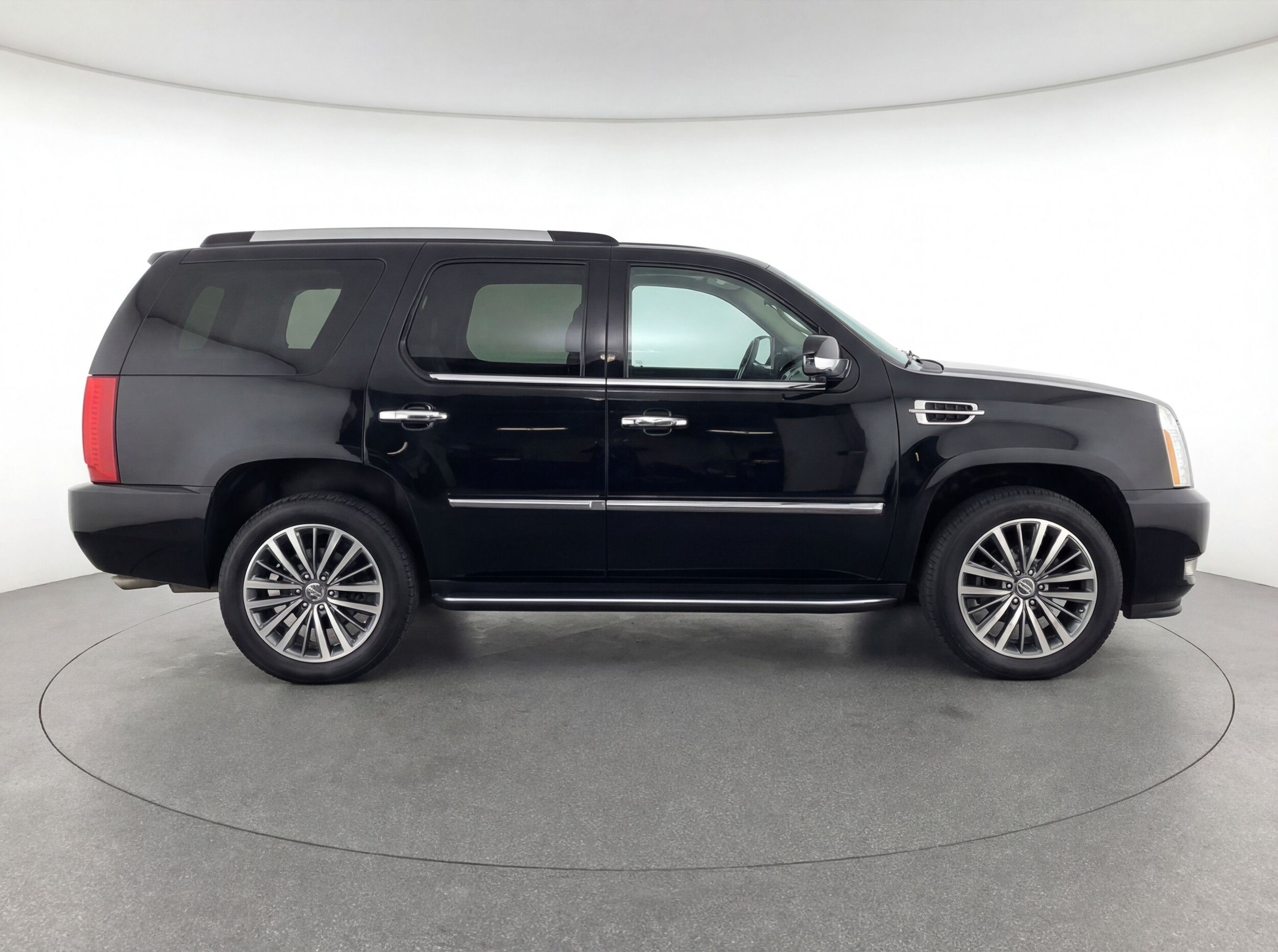 Thumbnail: 2023 Nissan Armada - 11