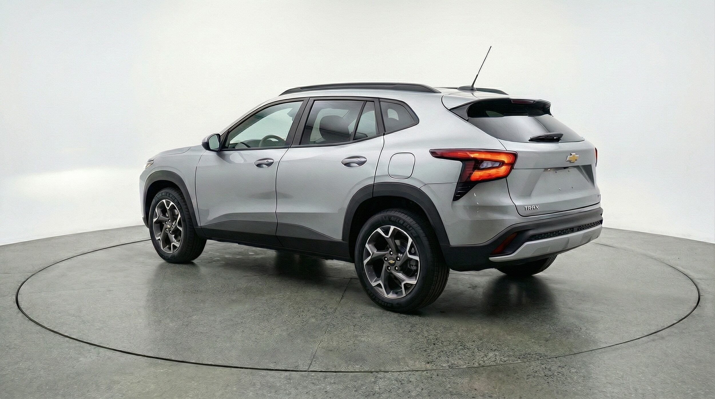 Thumbnail: 2025 Chevrolet Trax - 5